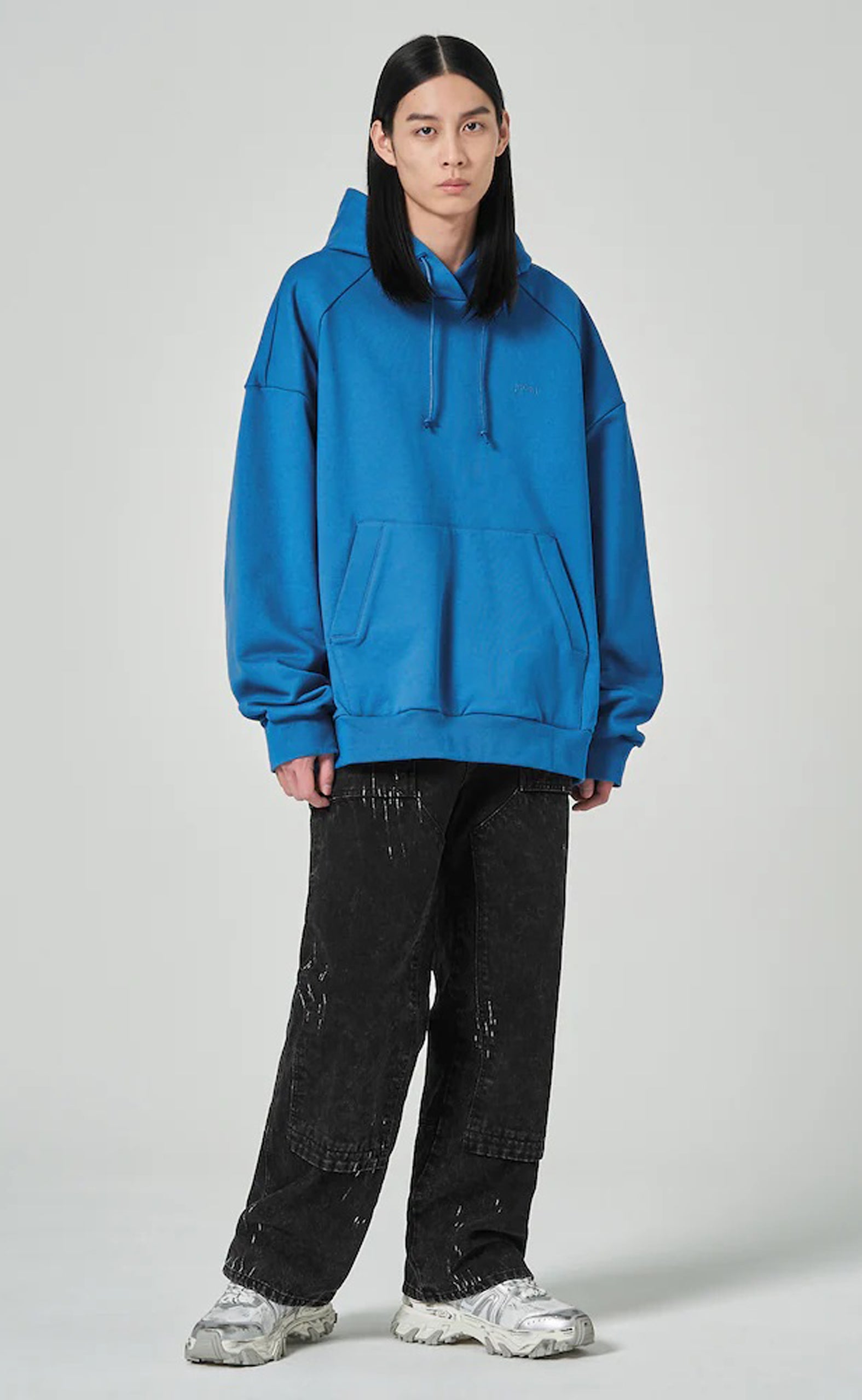 LOOSE FIT GRAPHIC BLUE HOODIE