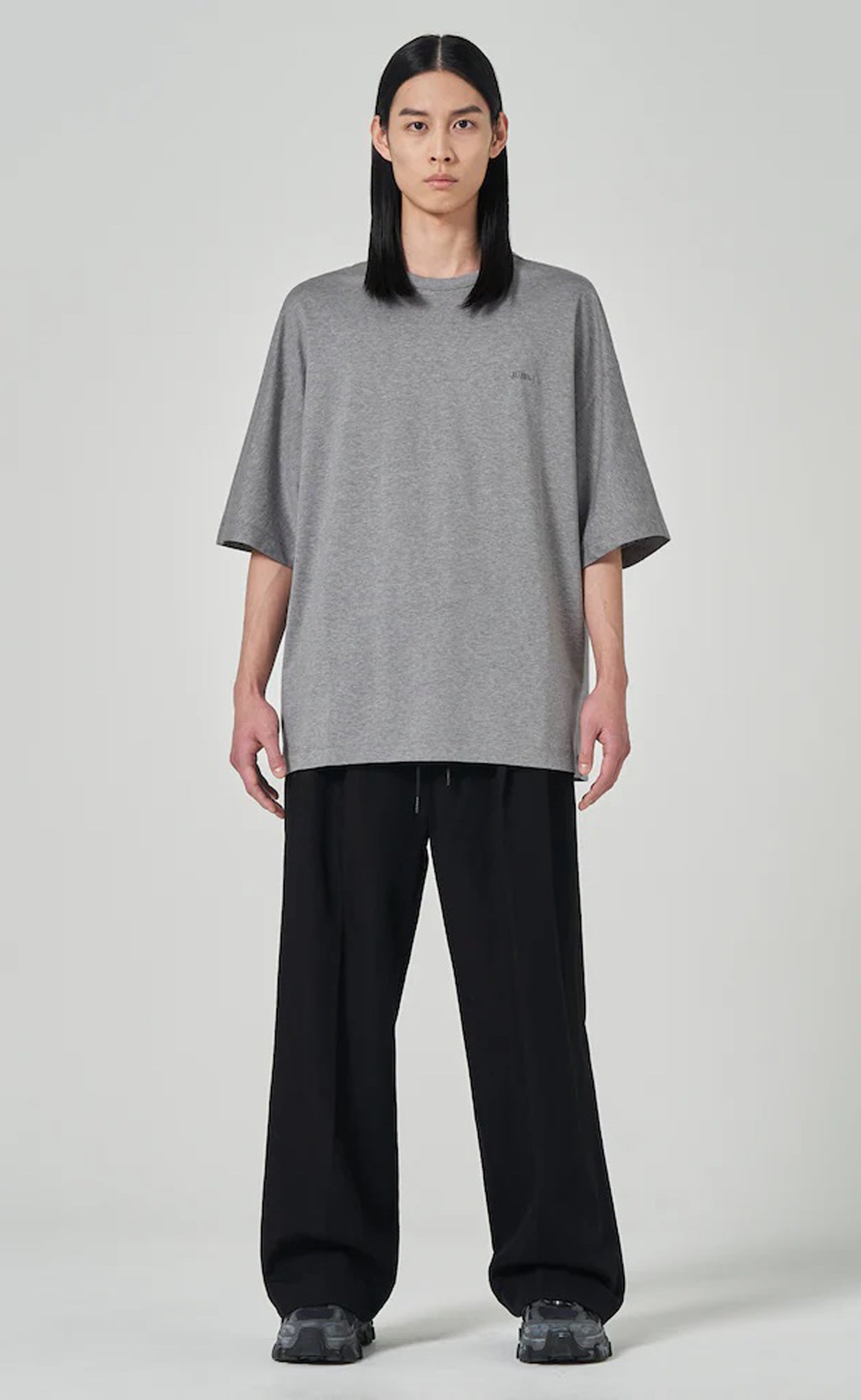 SHORT SLEEVE GREY T-SHIRT