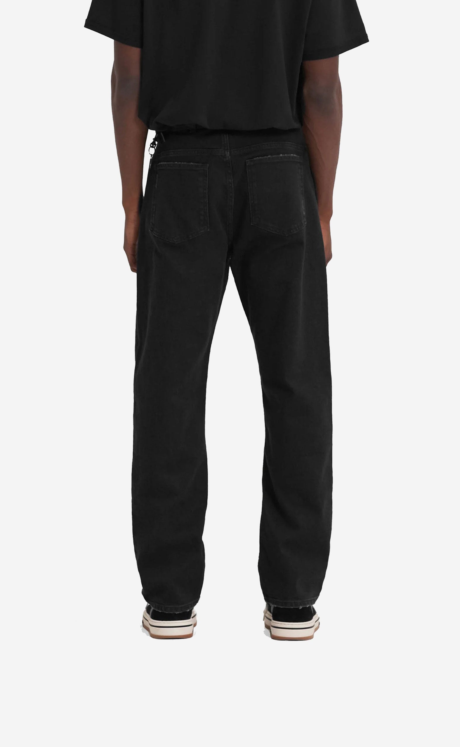 BLACK R2 STRAIGHT LEG DENIM