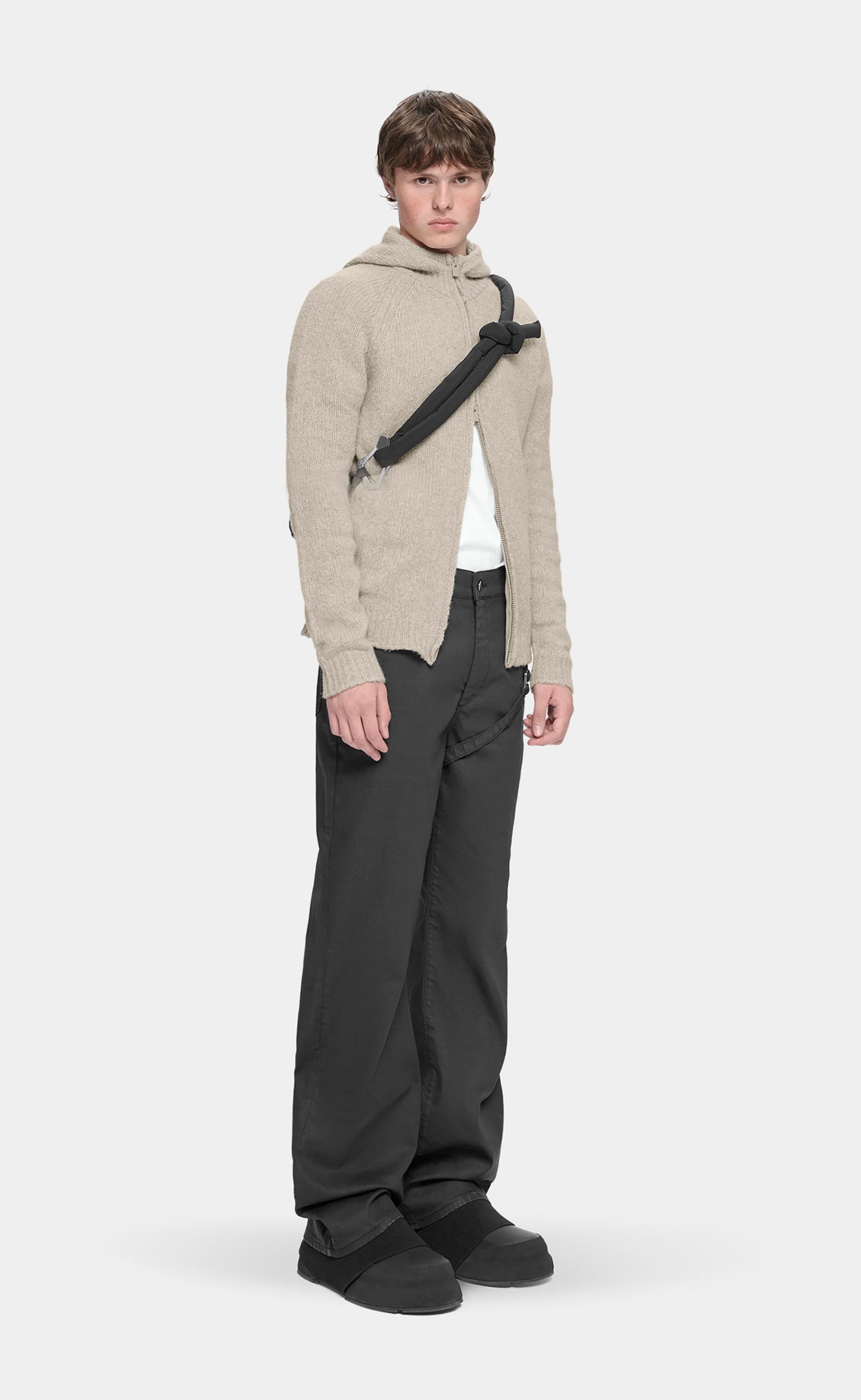 INVIOLA CASHMERE DARK STONE HOODIE