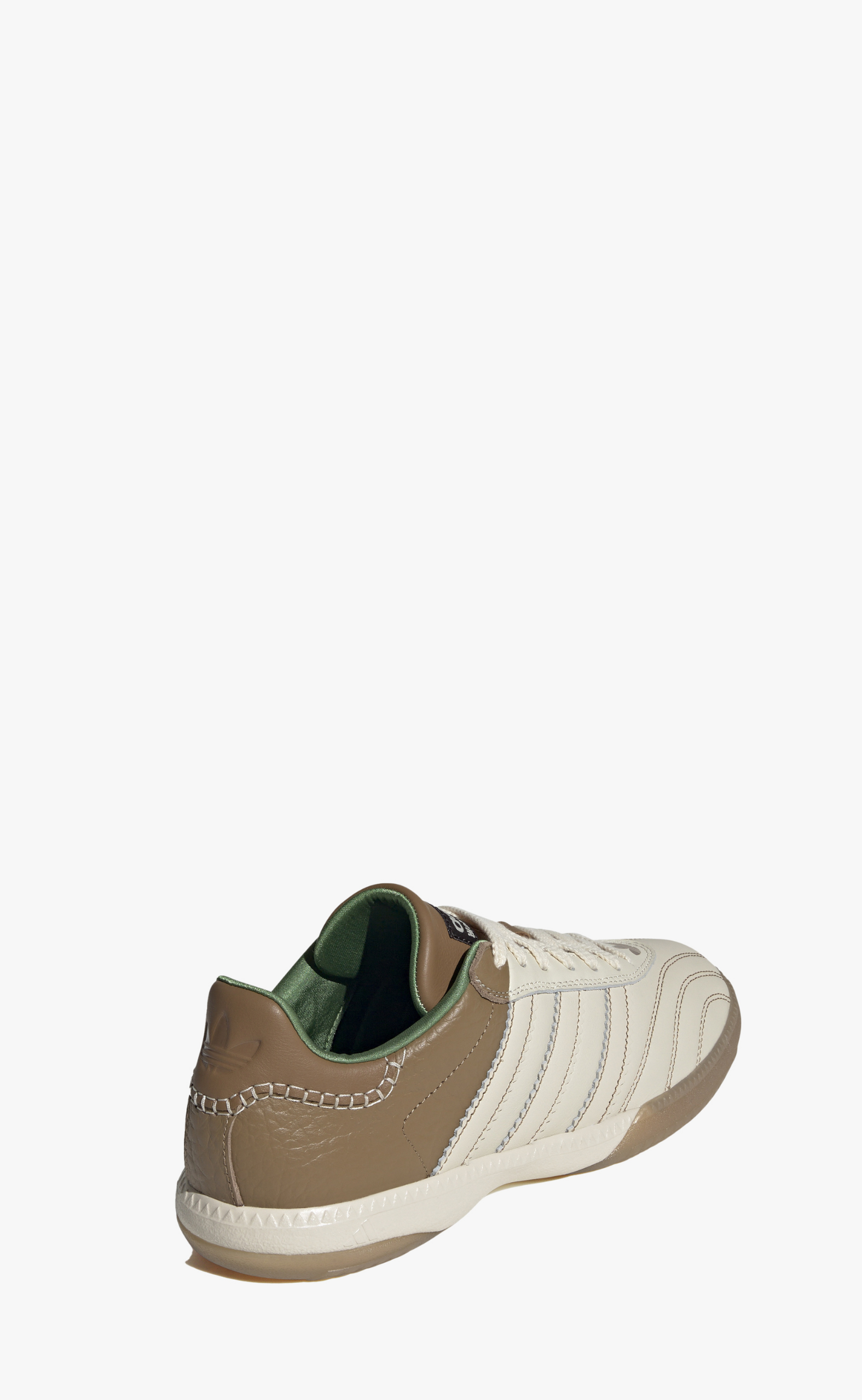 WB SAMBAWHITE DESERT SNEAKER