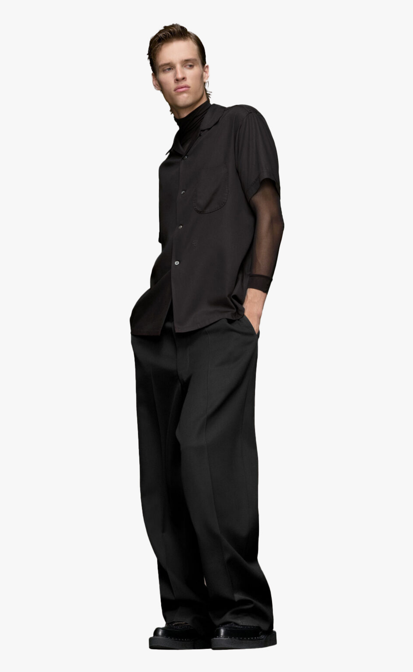C SHORT SLEEVE BLACK SHIRT