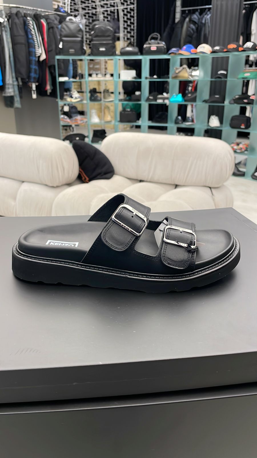 KENZO LEATHER BLACK SLIPPERS