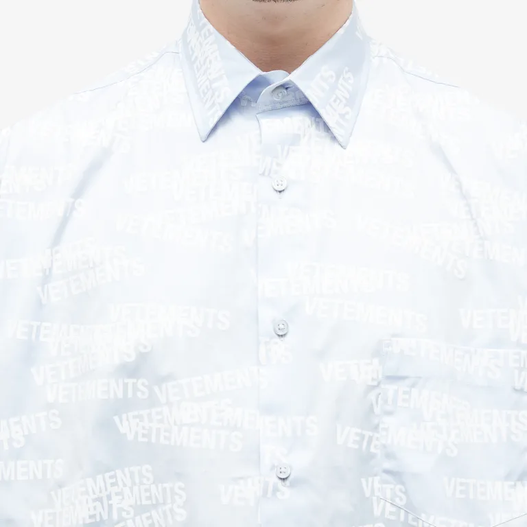 STAMPED LOGO SHIRT BABY BLUE WHITE