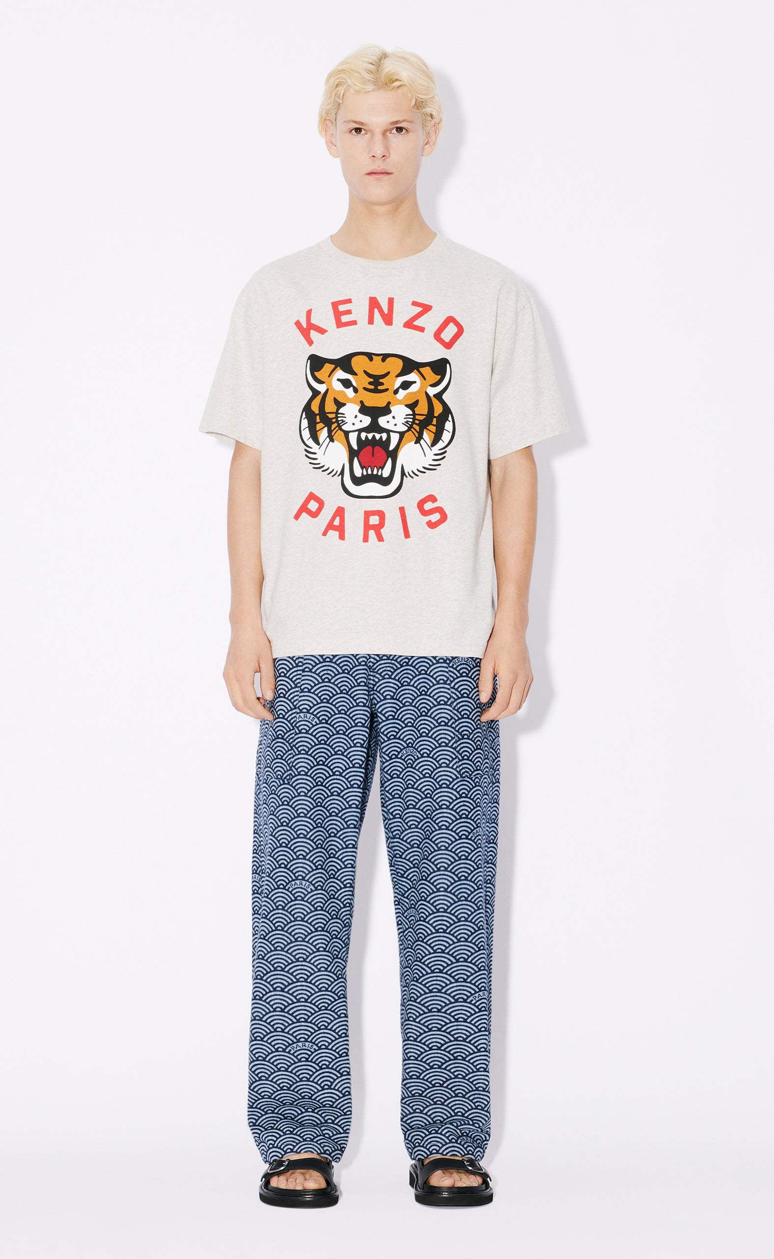 LUCKY TIGER OVERSIZE PALE GREY T-SHIRT