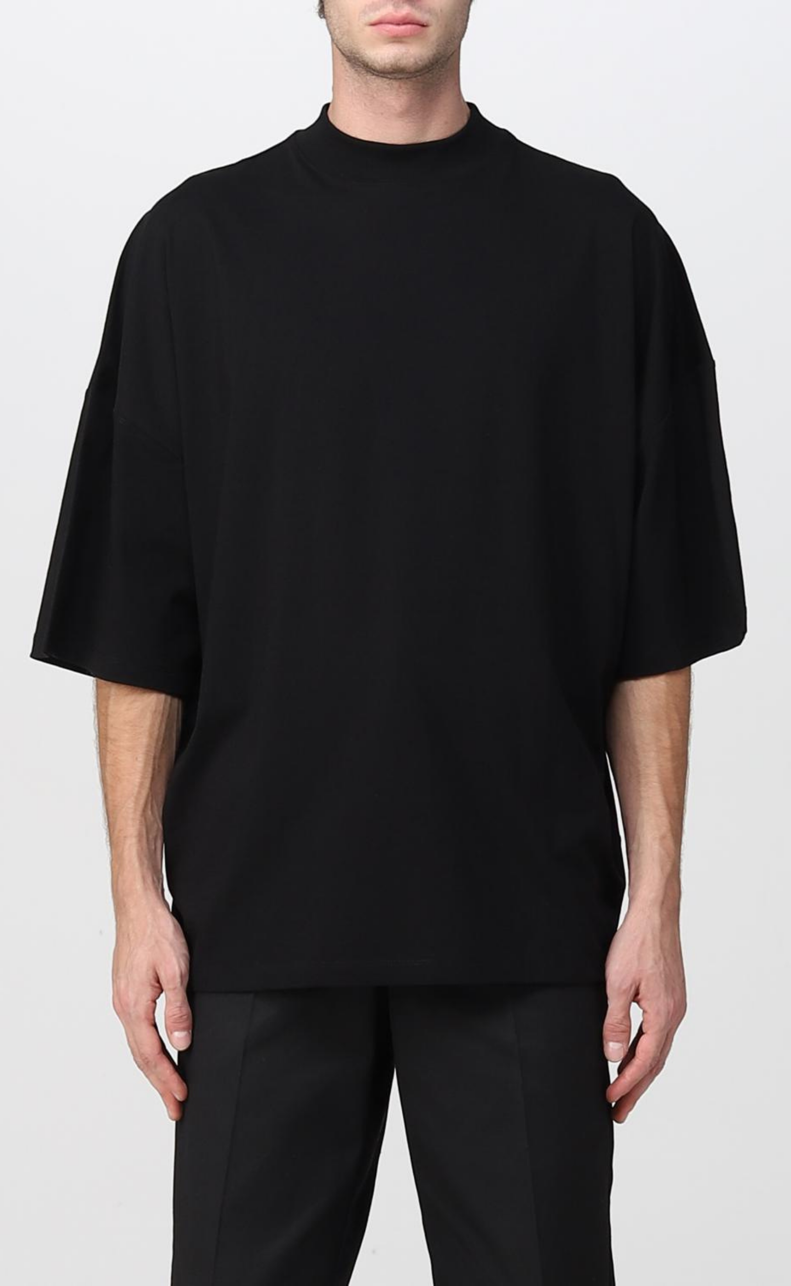 MOCK NECK BLACK T-SHIRT
