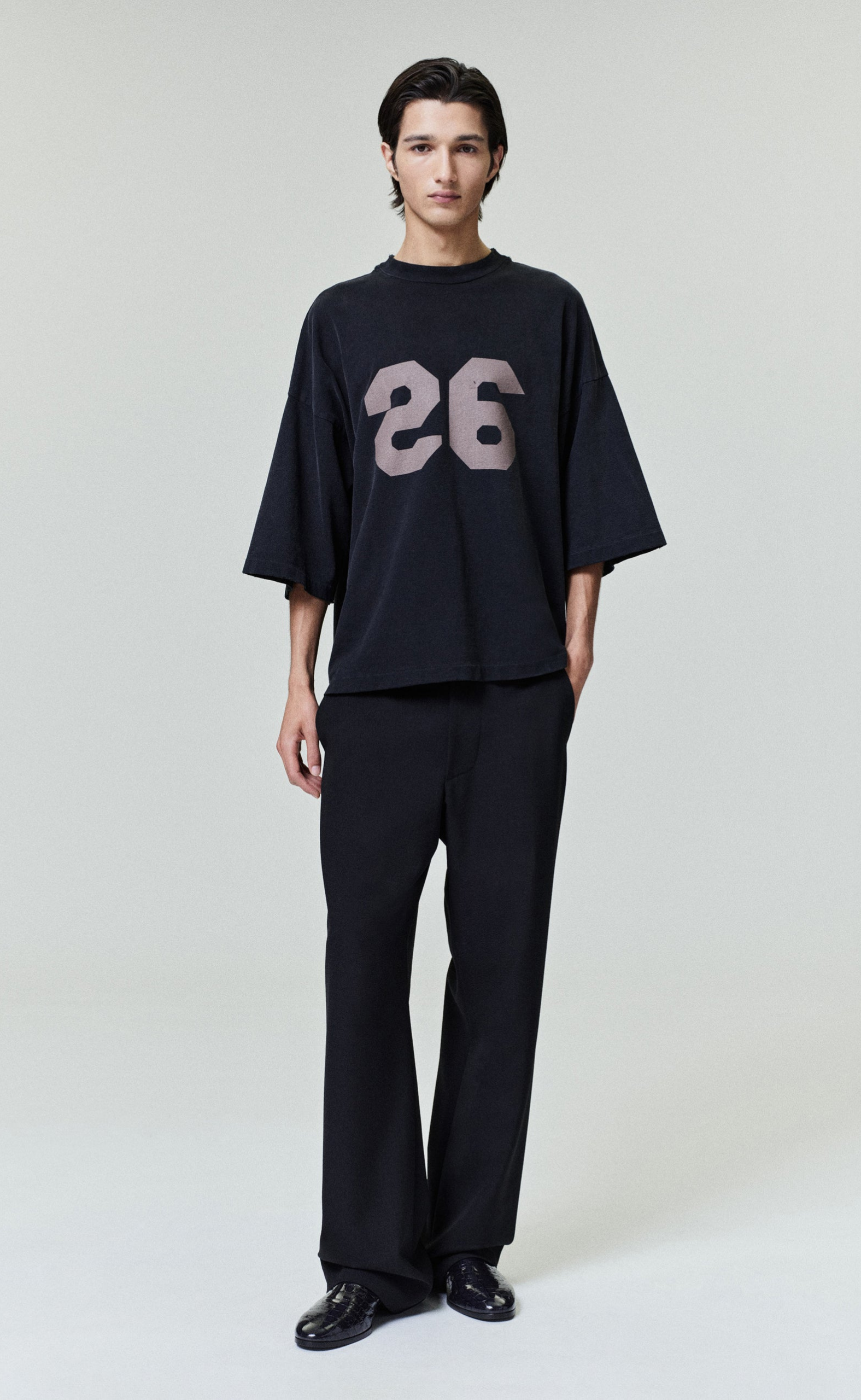 26 BLACK T-SHIRT