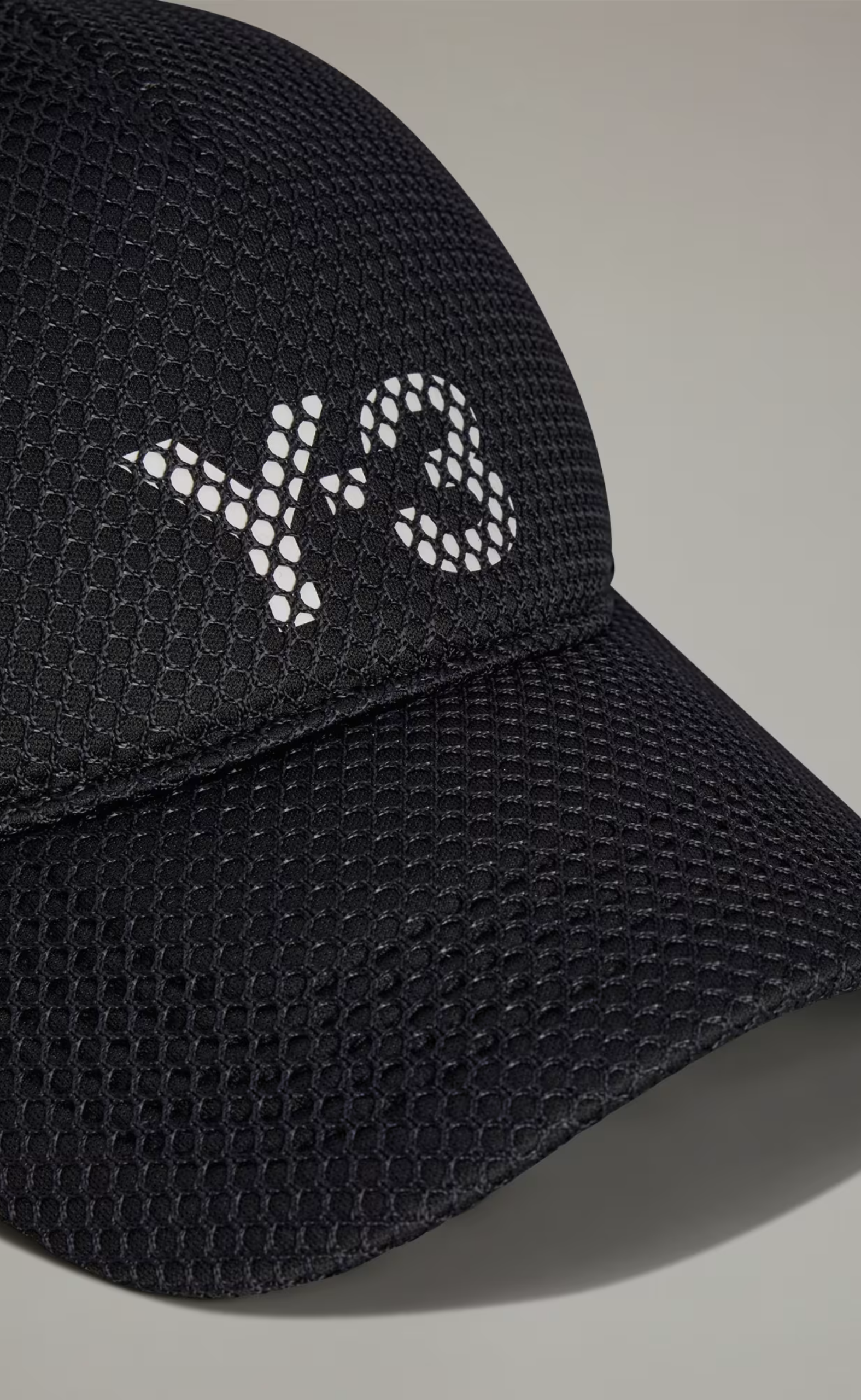 Y-3 TRUCKER BLACK HAT