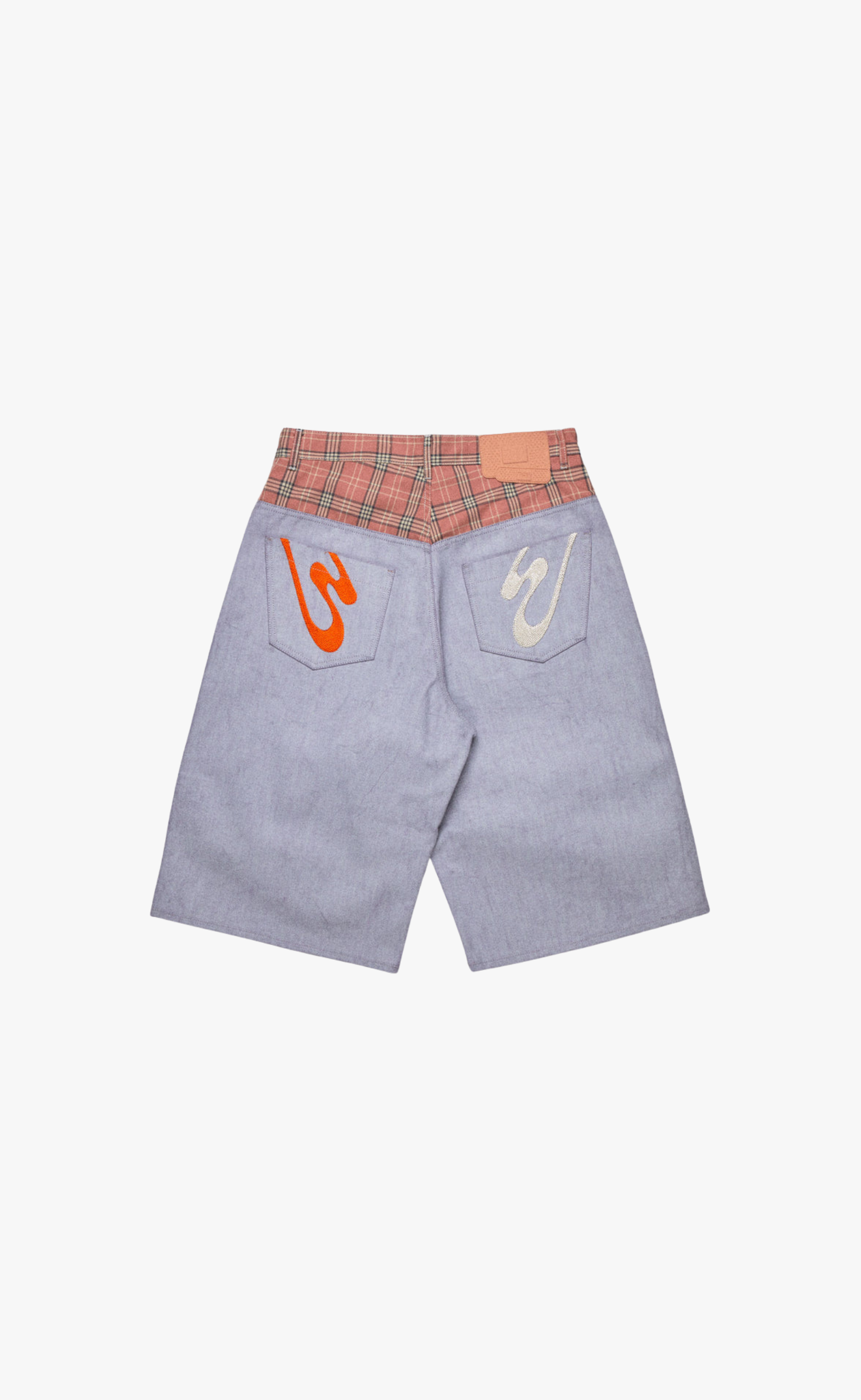 KNEE GREY SHORTS