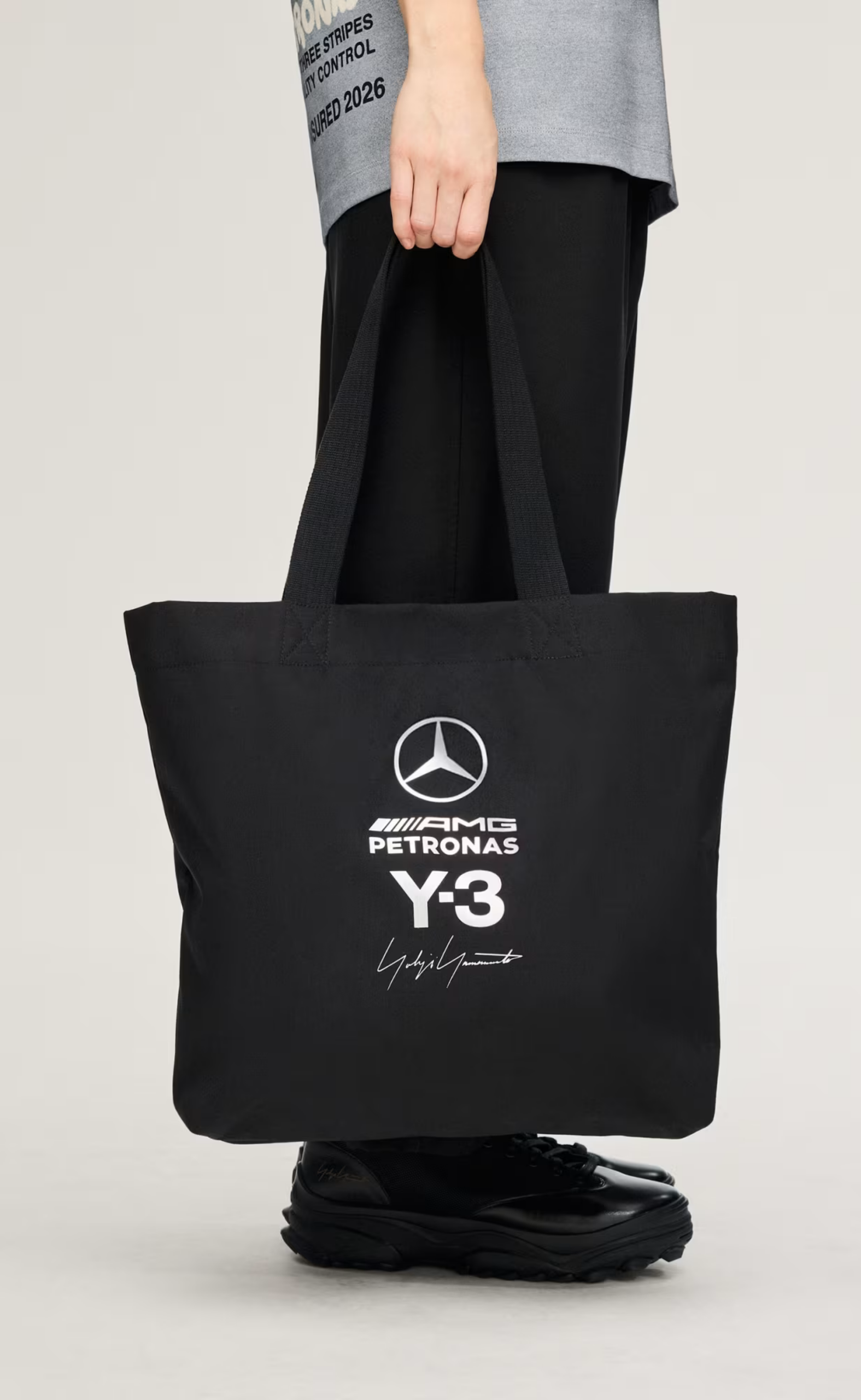 F1 MERCEDES PETRONAS BLACK TOTE BAG