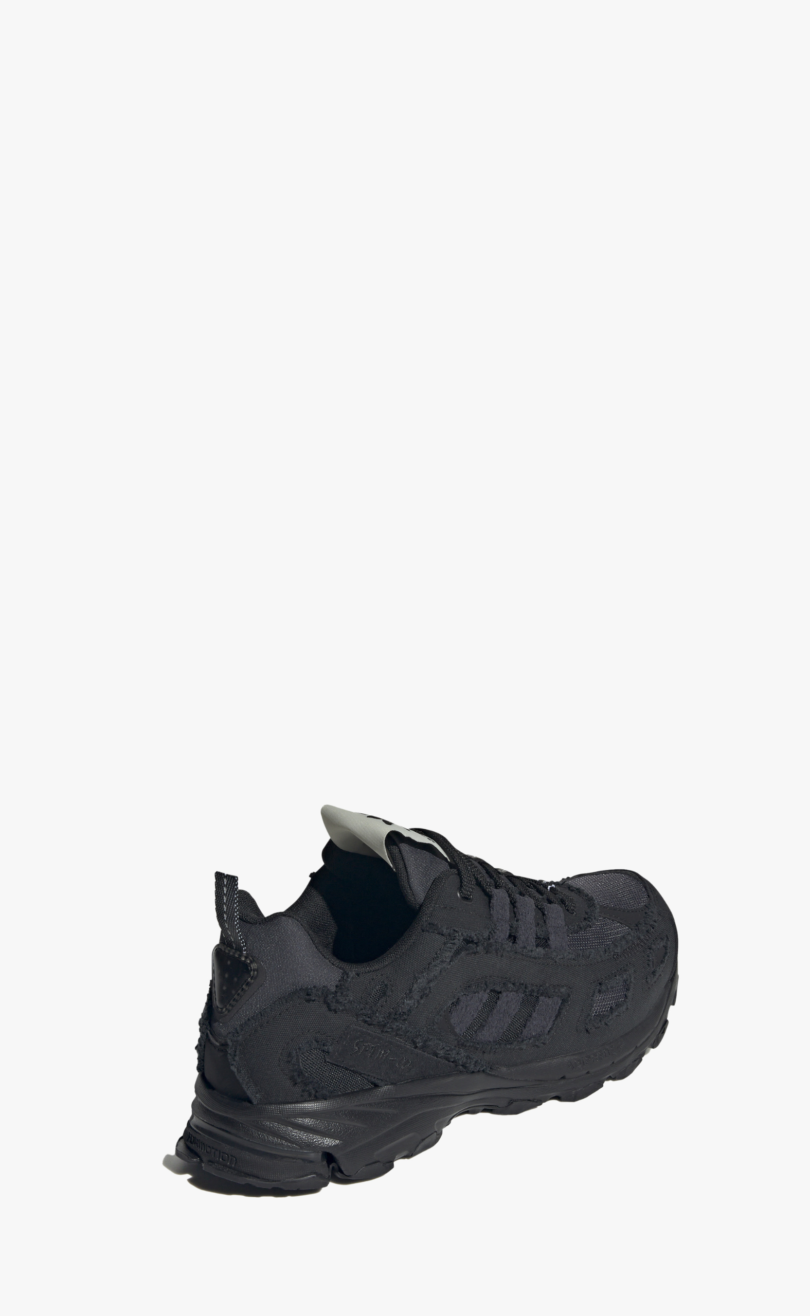 SHADOWTURF SFTM BLACK SNEAKER