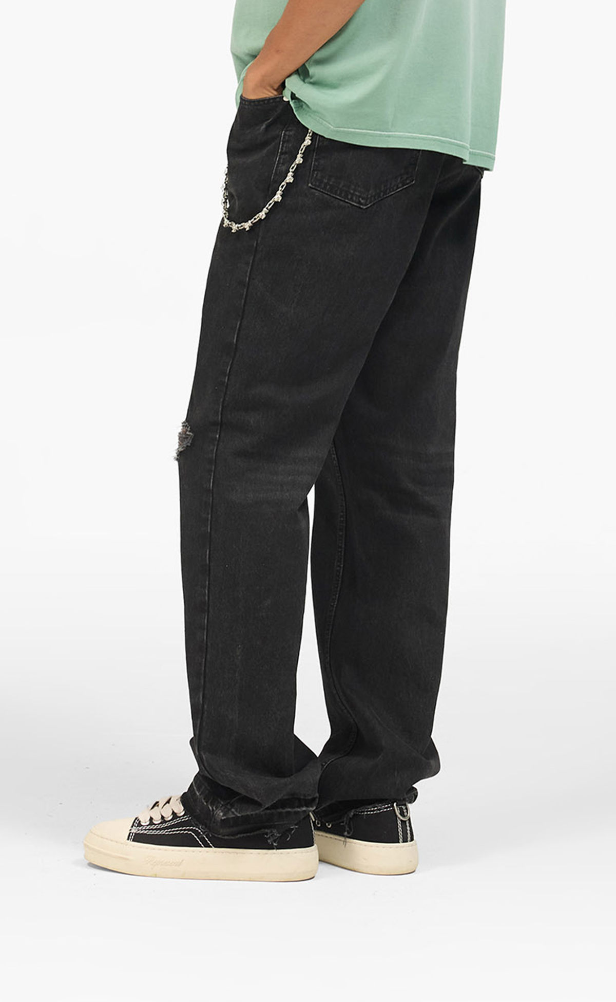 HEATON DENIM BLACK JEANS