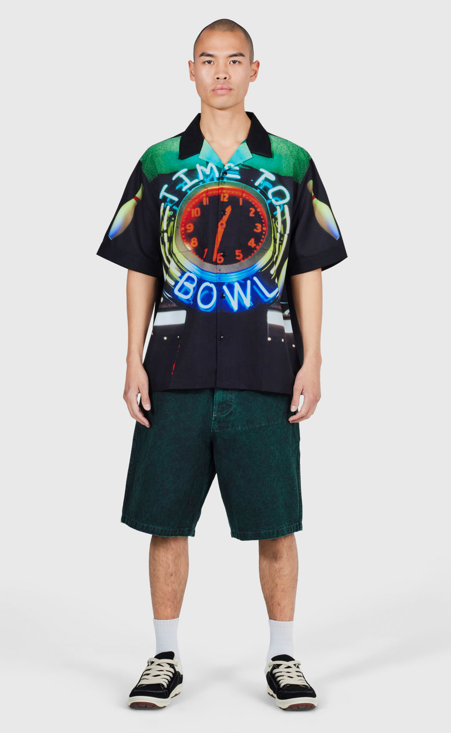 TIME BOWLING BUTTON UP BLACK T-SHIRT