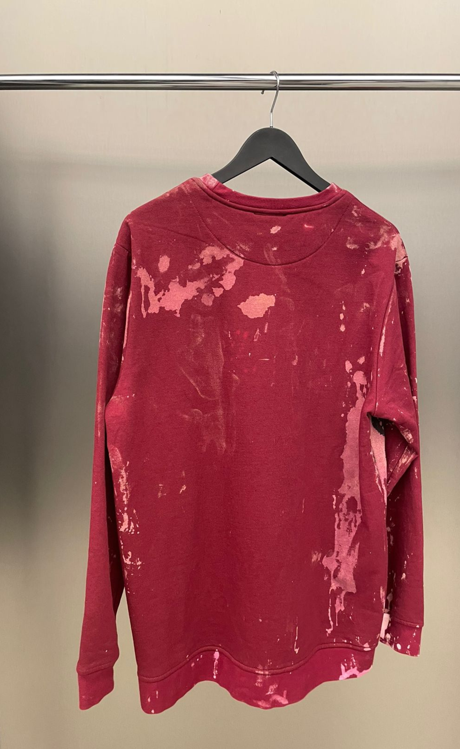 MIDNIGHT EYE RED CREWNECK