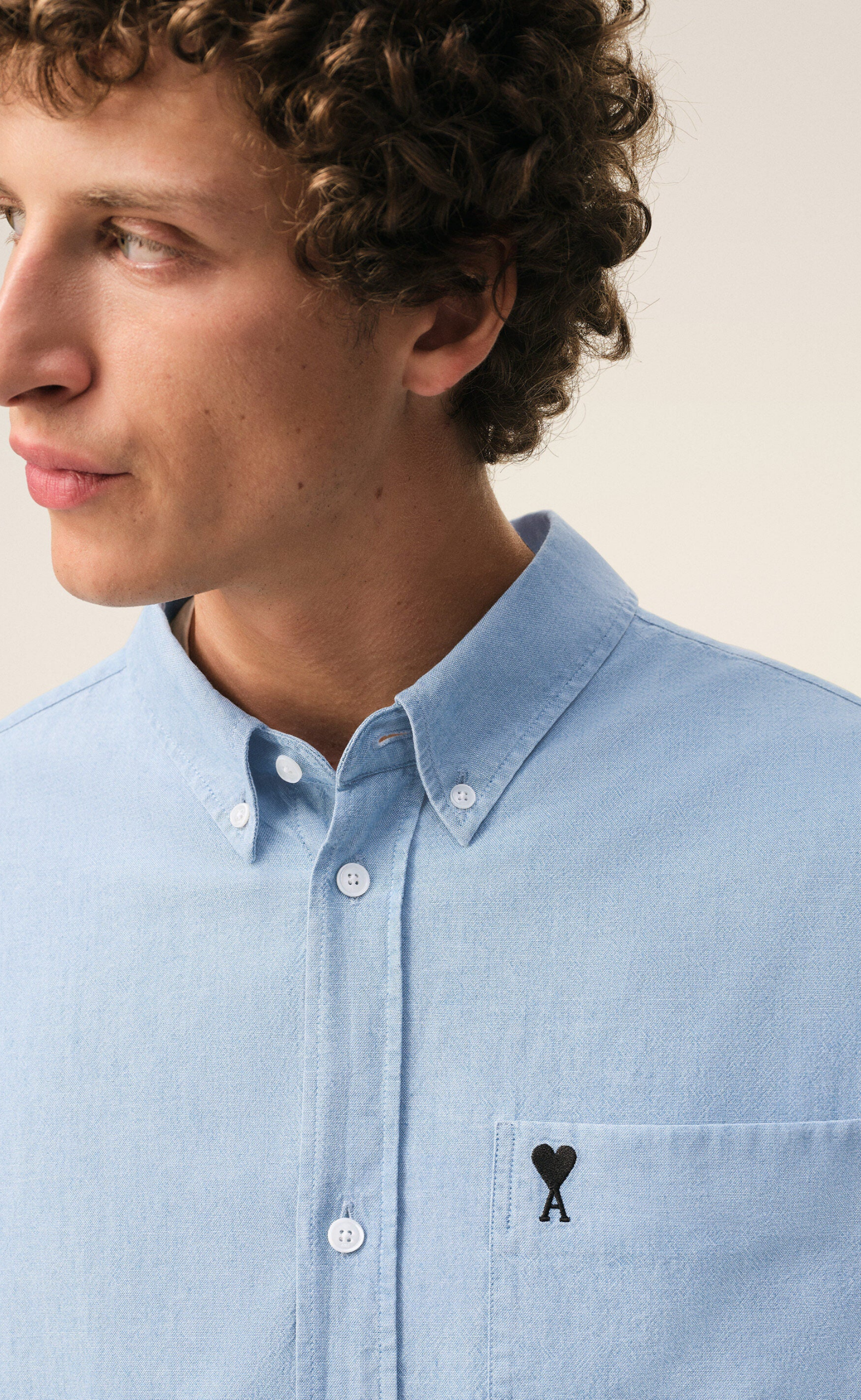 BOXY EMBROIDERED AMI DE COEUR LIGHT BLUE SHIRT