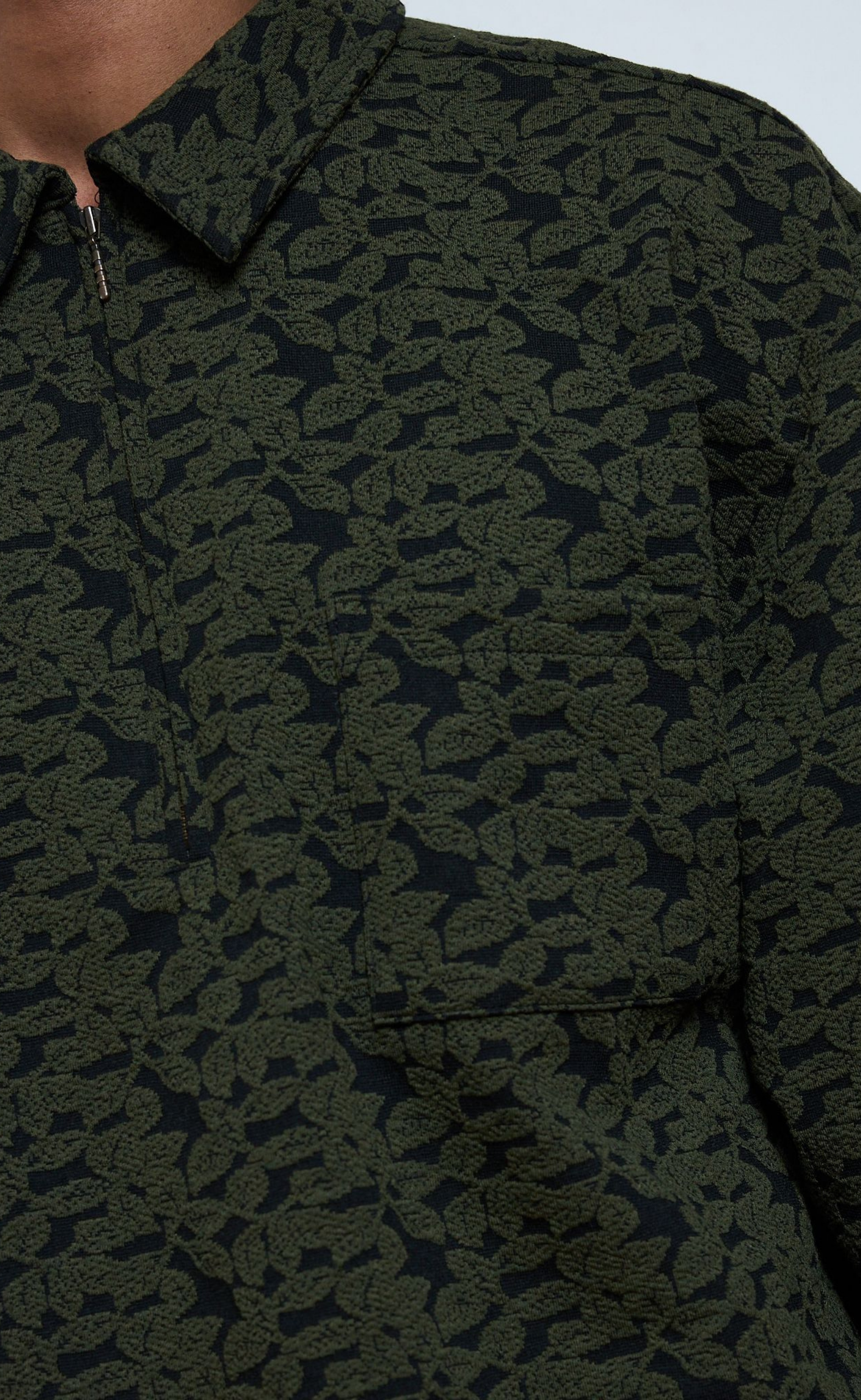 LEAF HALF ZIP OLIVE SHIRT