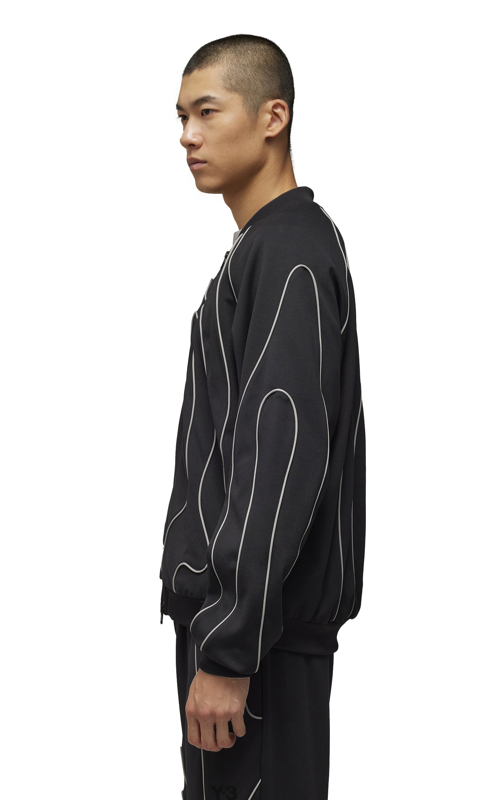 M TRACK BLACK CREWNECK
