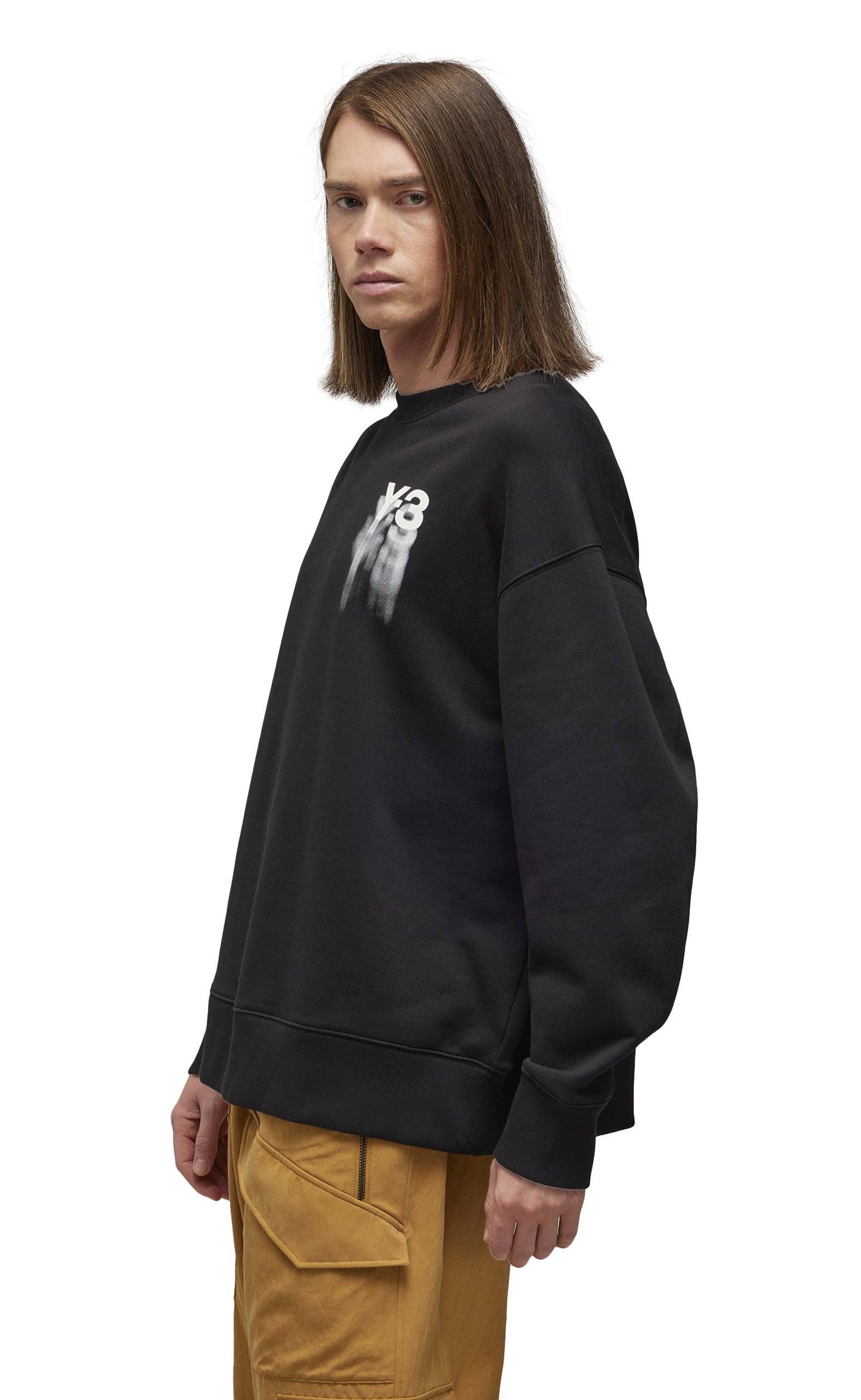 GFX BLACK CREWNECK