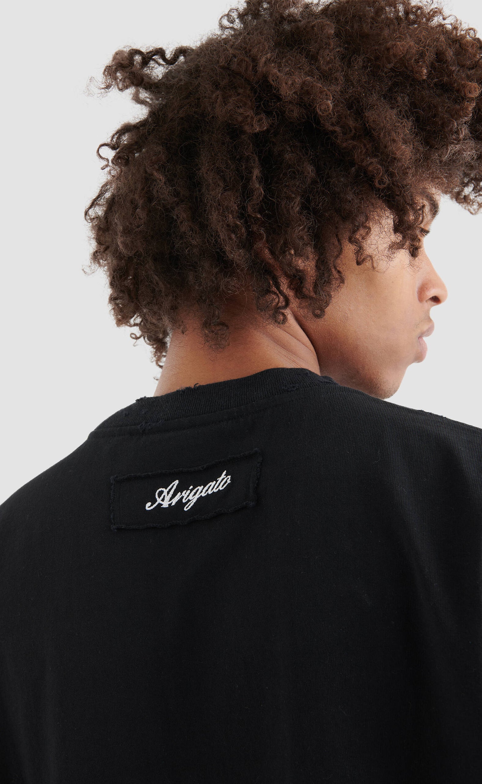 SERIES DISTRESSED BLACK T-SHIRT