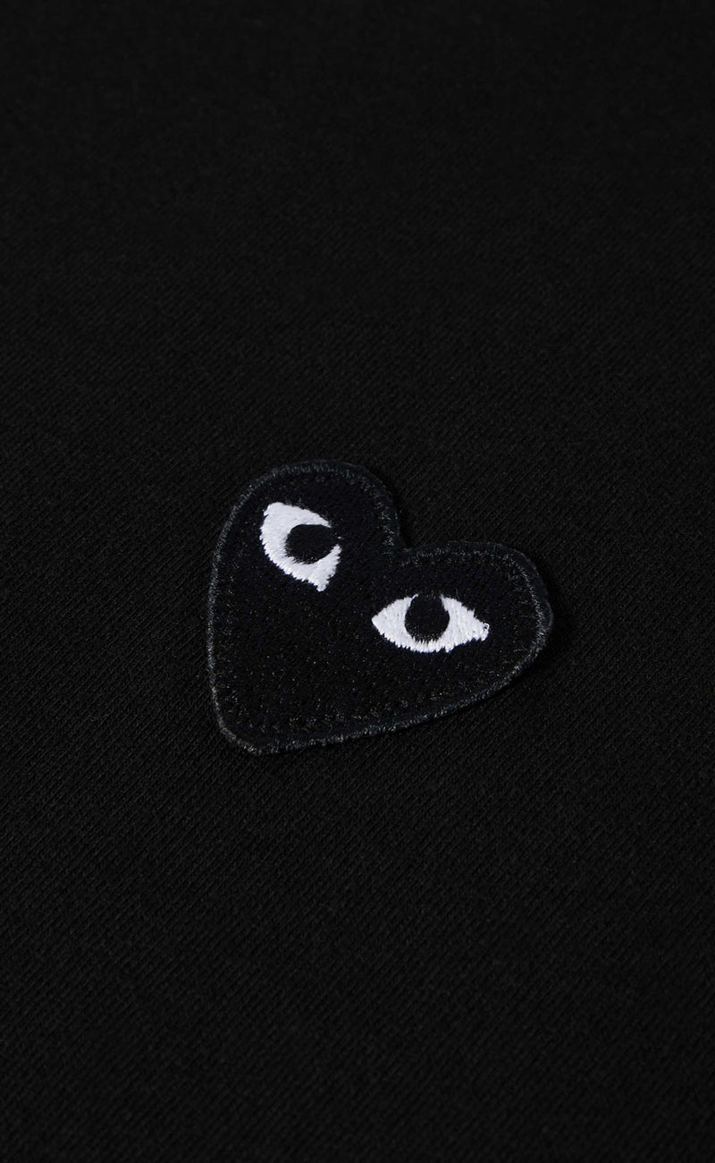 EMBROIDE BLACK HART BLACK LONGSLEEVE