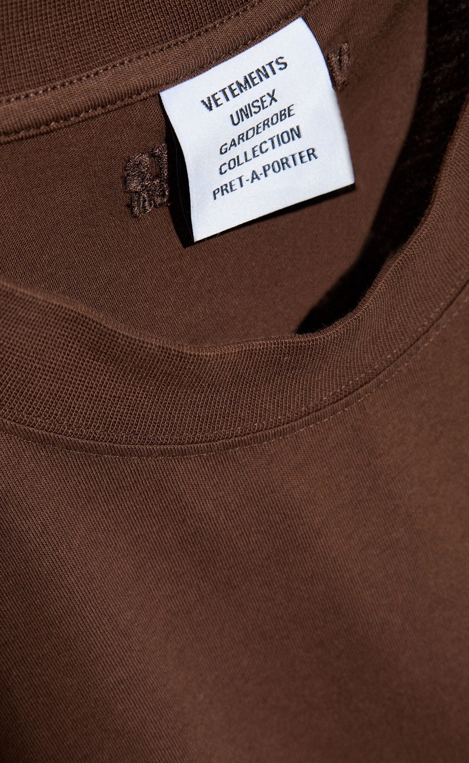 PARIS LOGO BROWN T-SHIRT