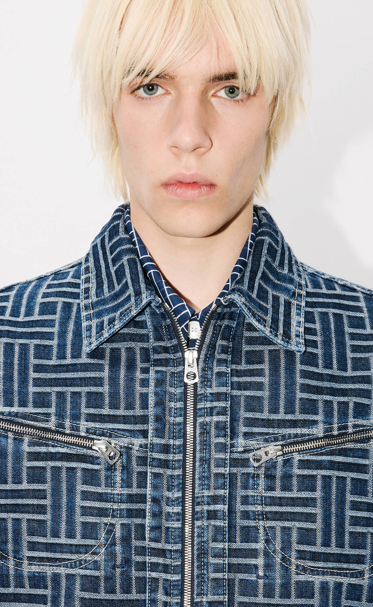 TRUCKER DENIM WEAVE BLUE DENIM JACKET