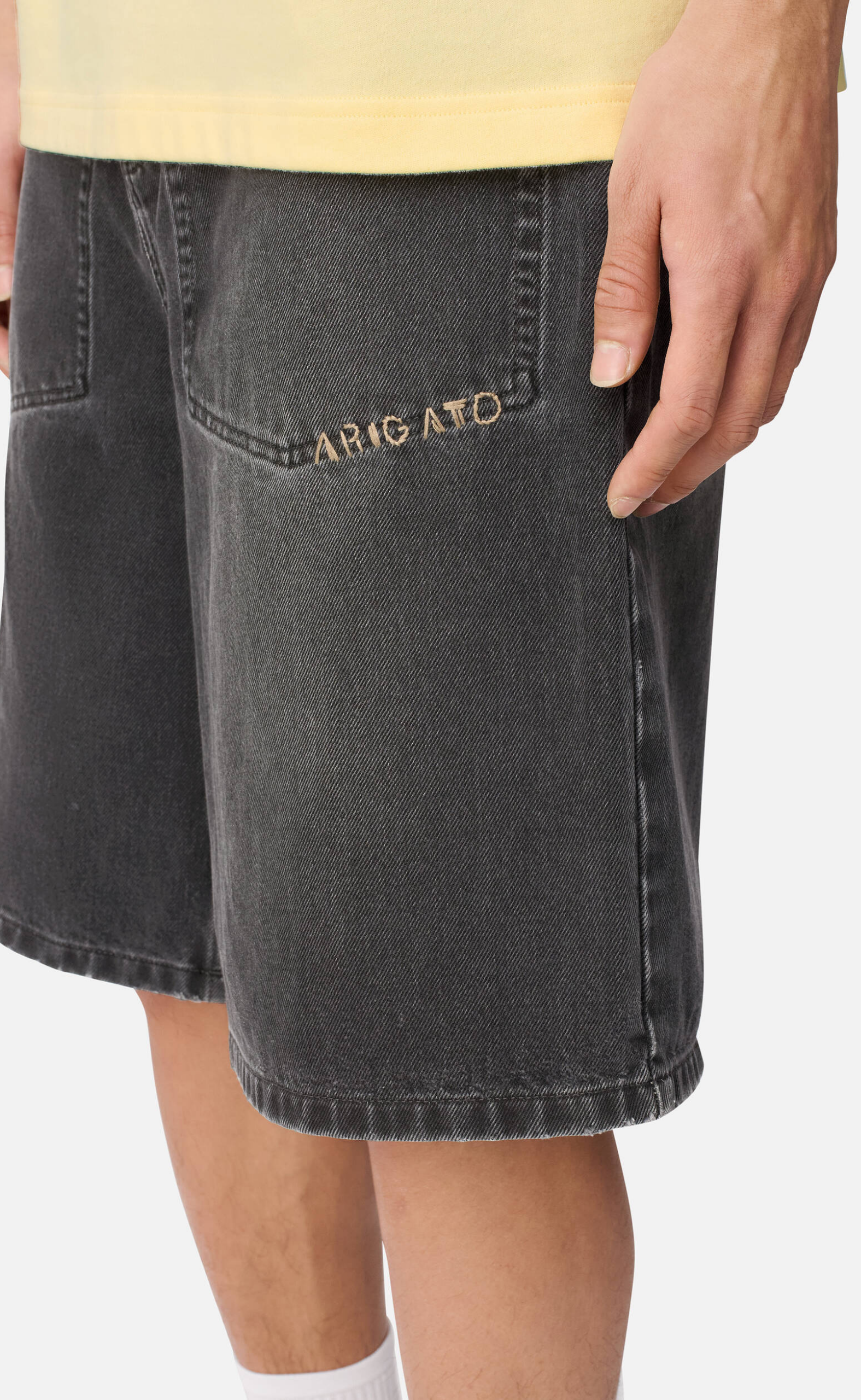 INVERT DENIM DARK GREY SHORTS
