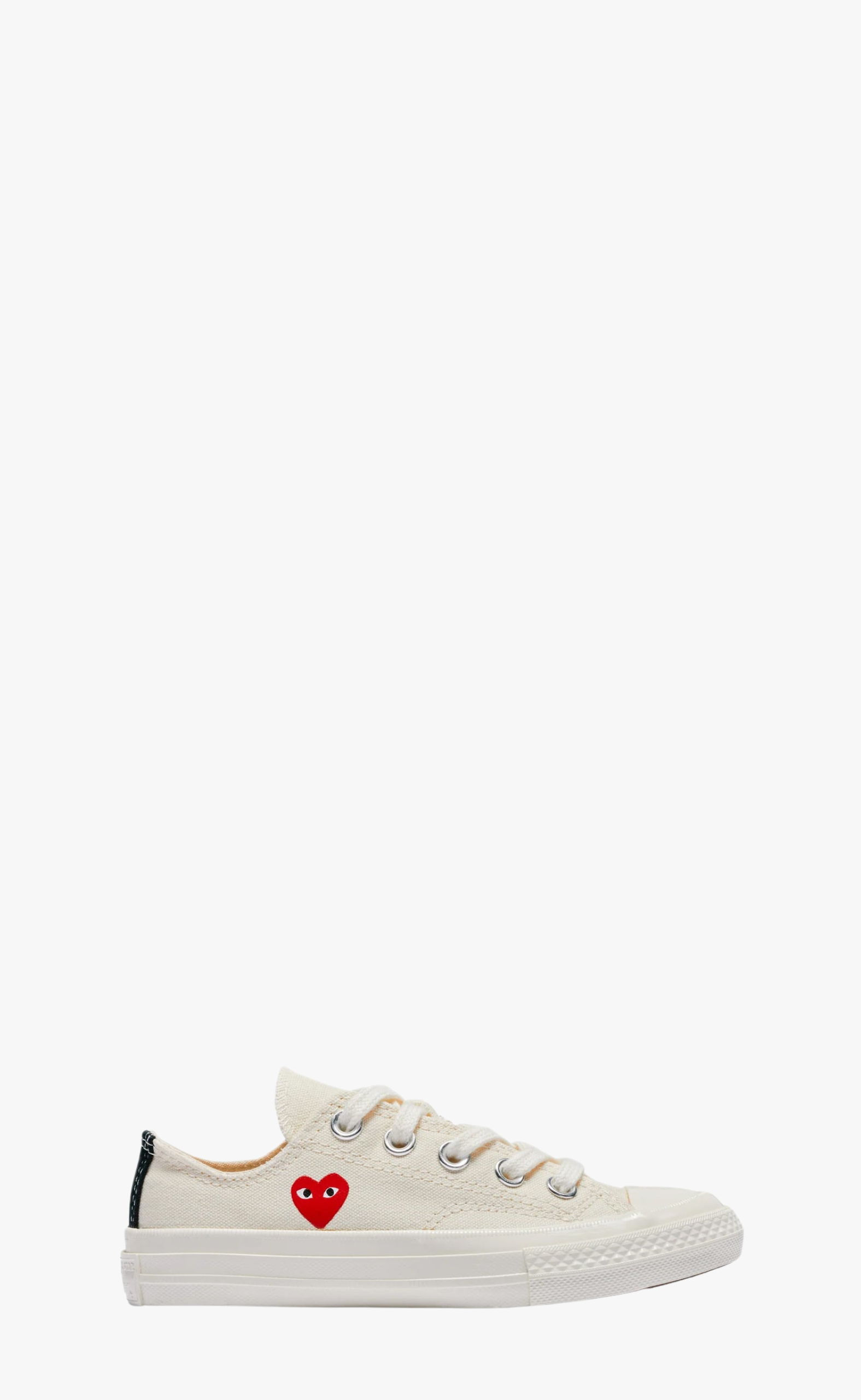 CHUCK TAYLOR 70 SMALL RED
HEART LOW TOP KIDS