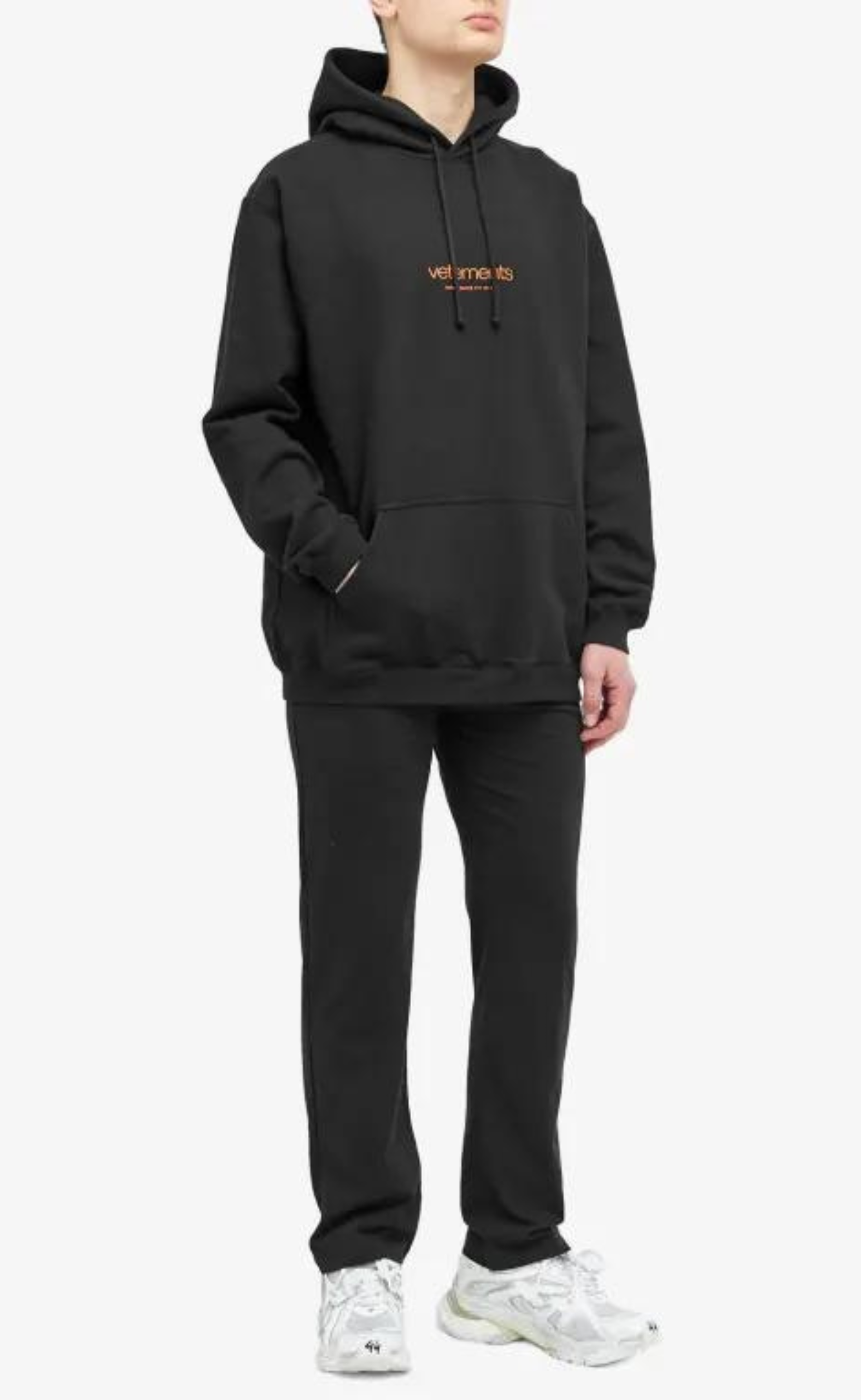 URBAN LOGO REGULAR FIT BLACK HOODIE