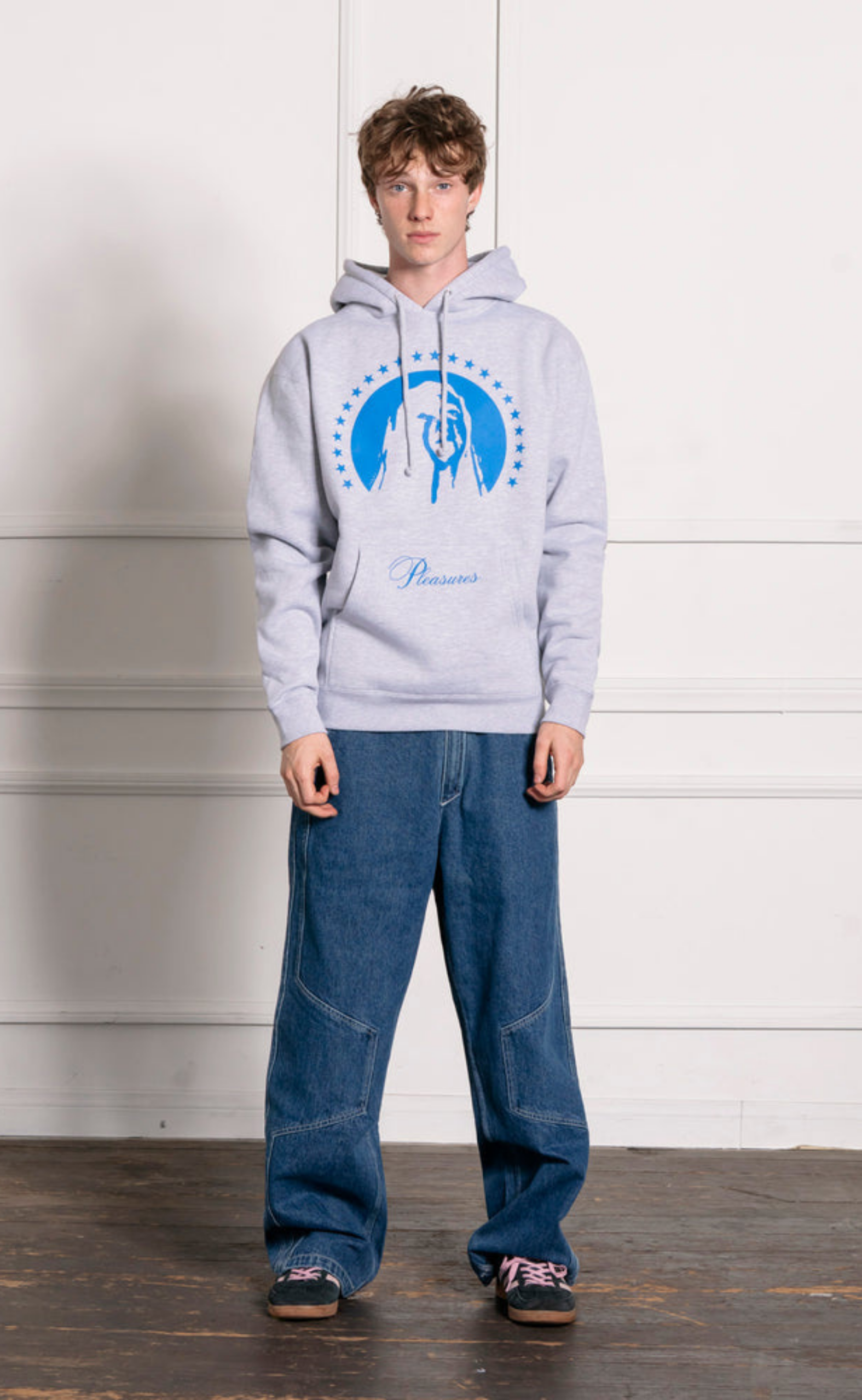 CRITIC GREY HOODIE