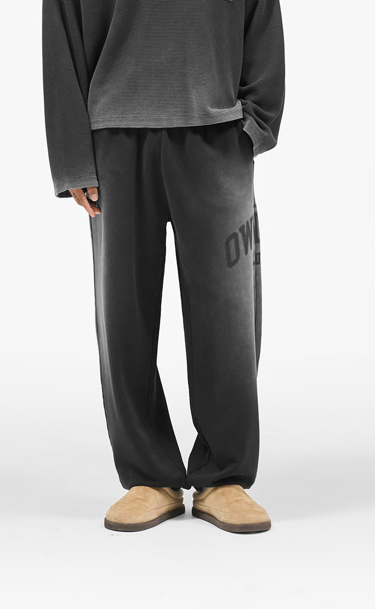 OWNERS VINTAGE BLACK SWEATPANTS