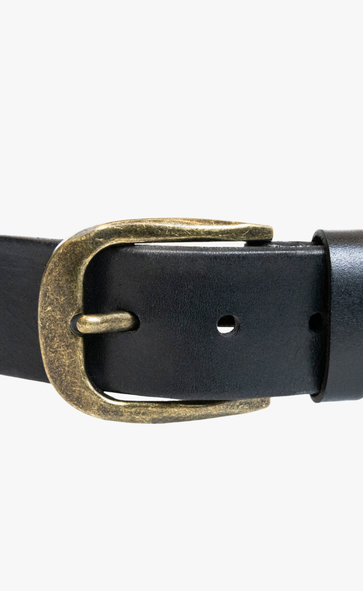 STUDDED BLACK BELT