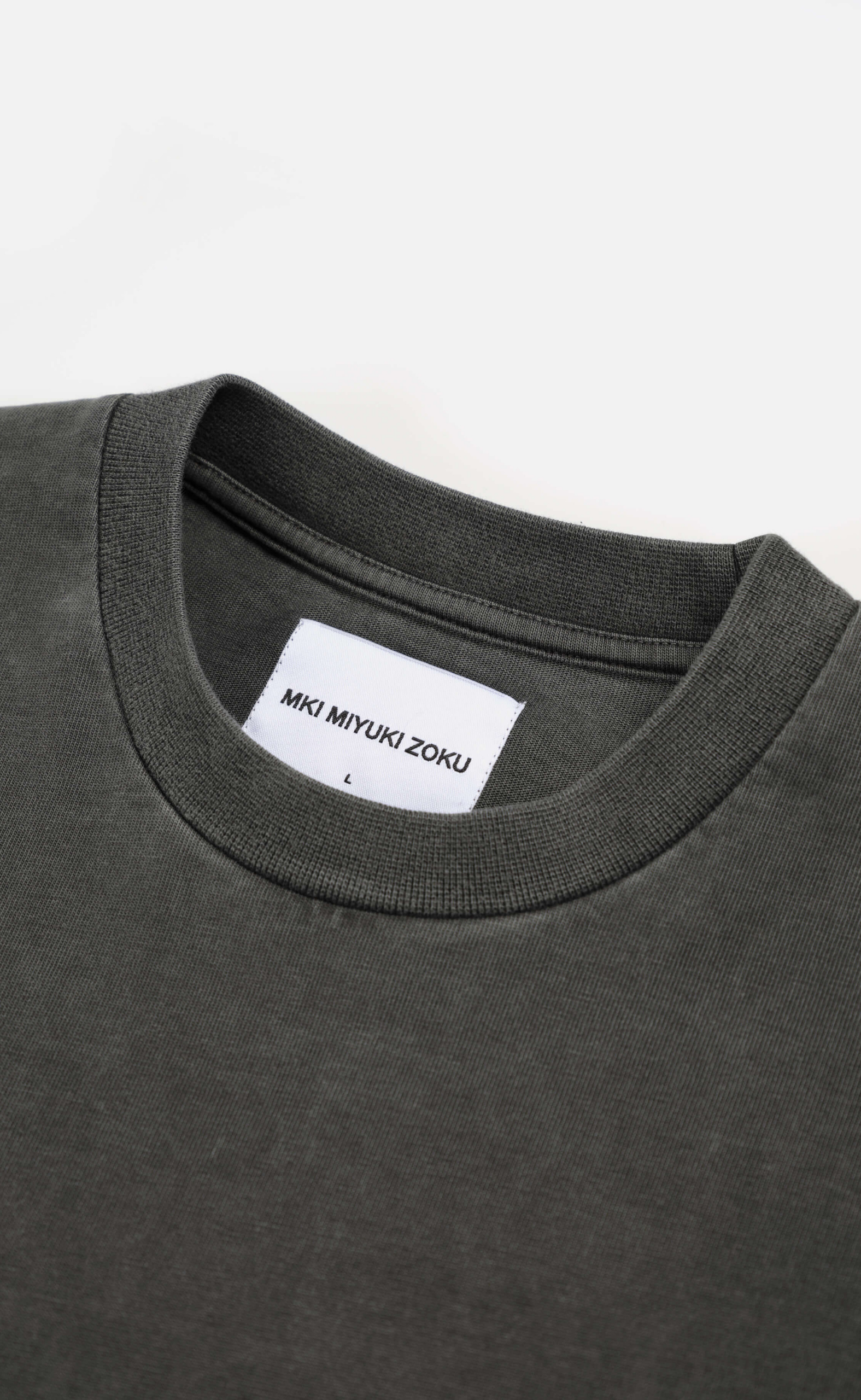 DESIGN STUDIO PIGMENT BLACK LONGSLEEVE