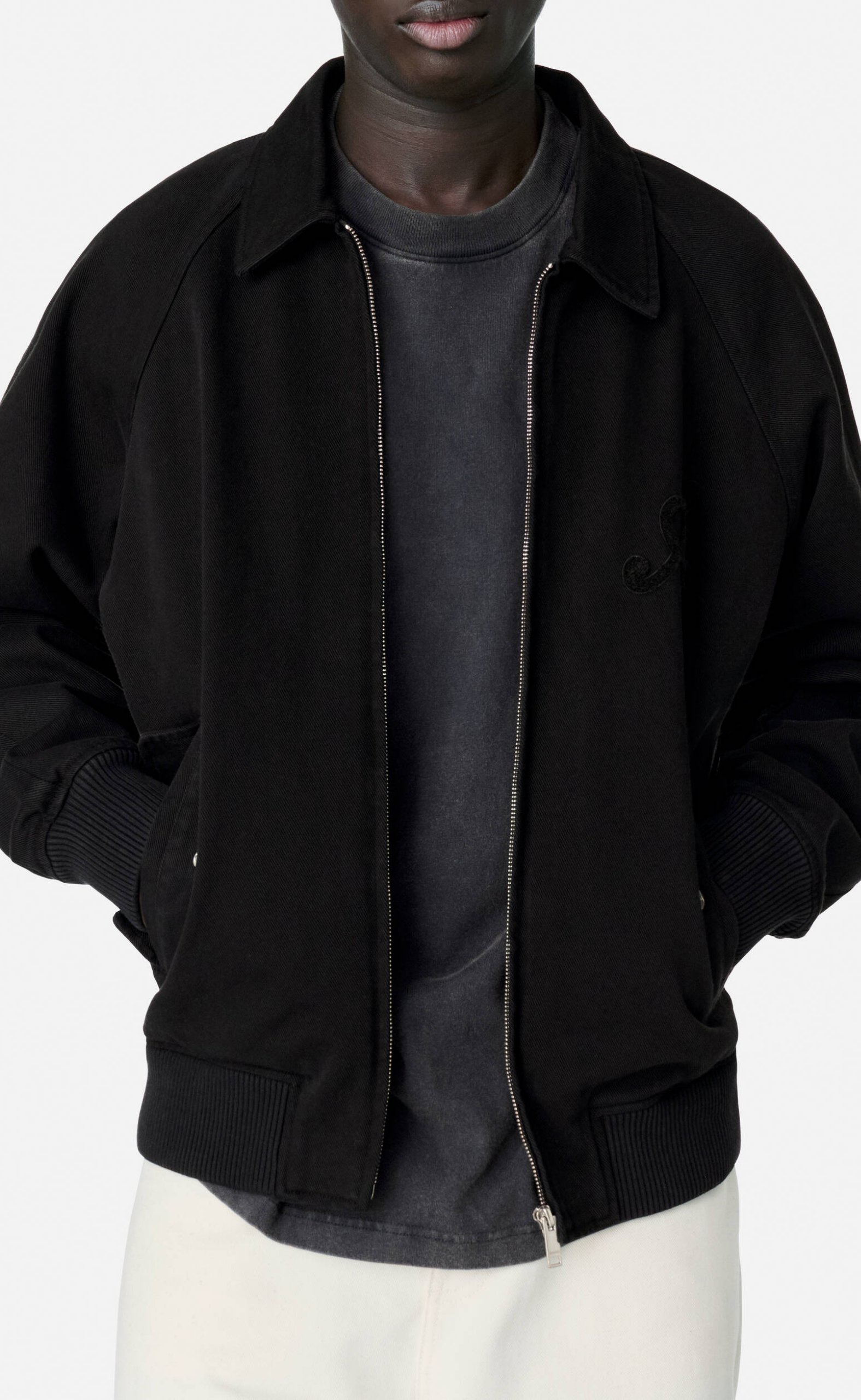 ROMAN BOMBER BLACK JACKET