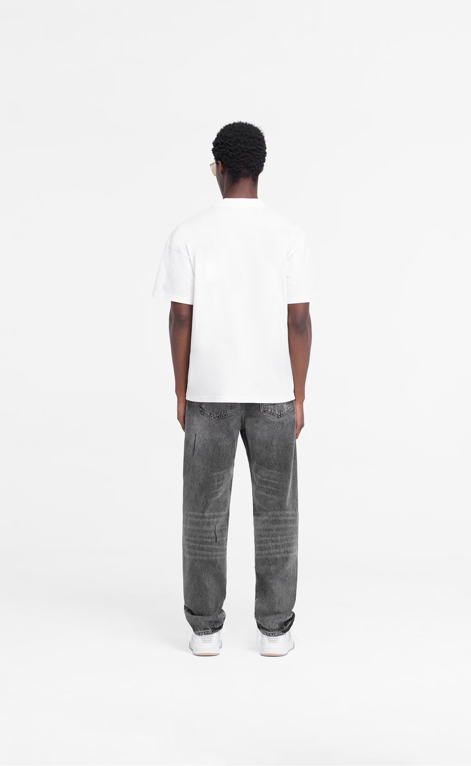 REP APPLIQUE FLAT WHITE T-SHIRT