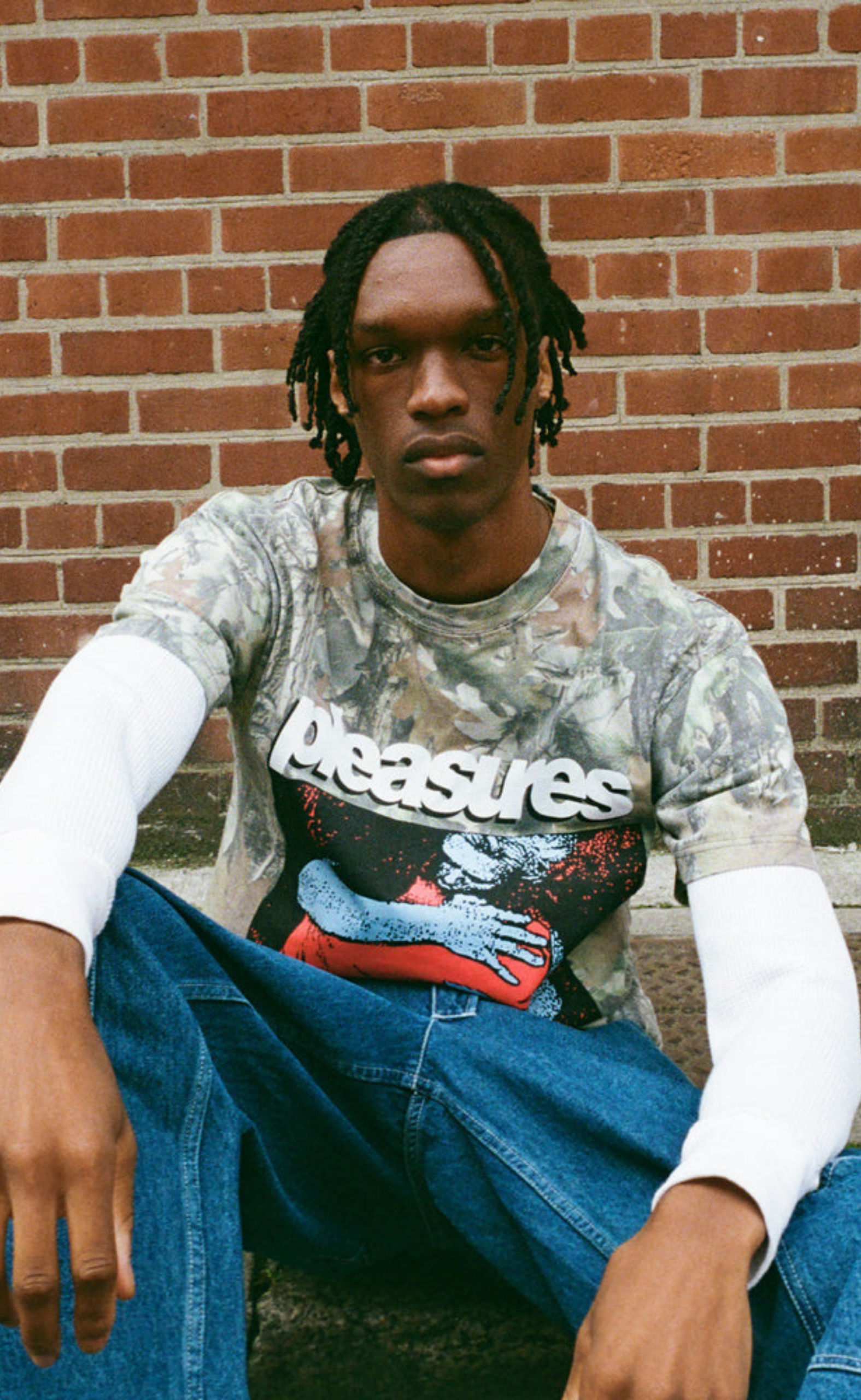 EMBRACE CAMO T-SHIRT