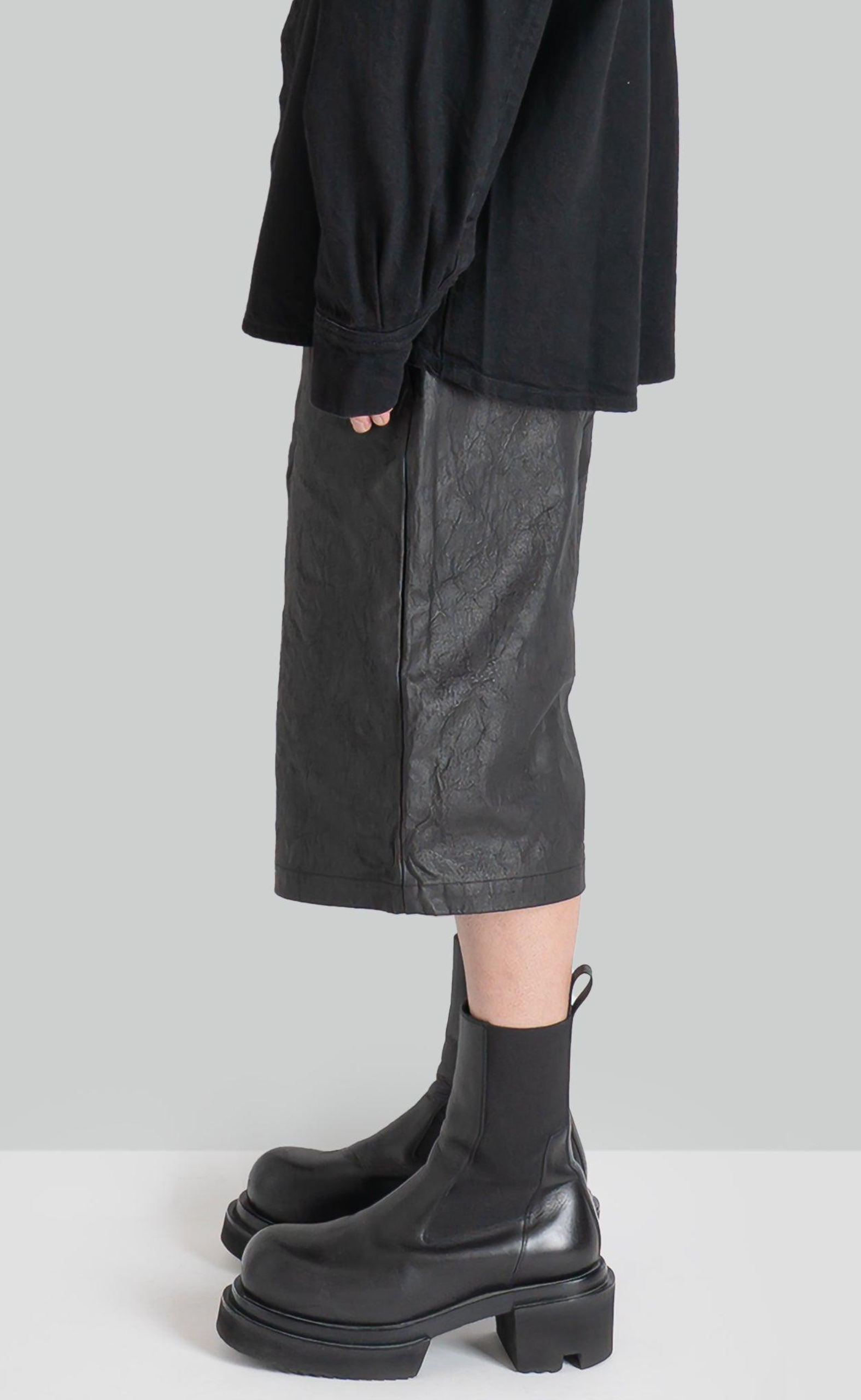 ARMADA BLACK SHORTS