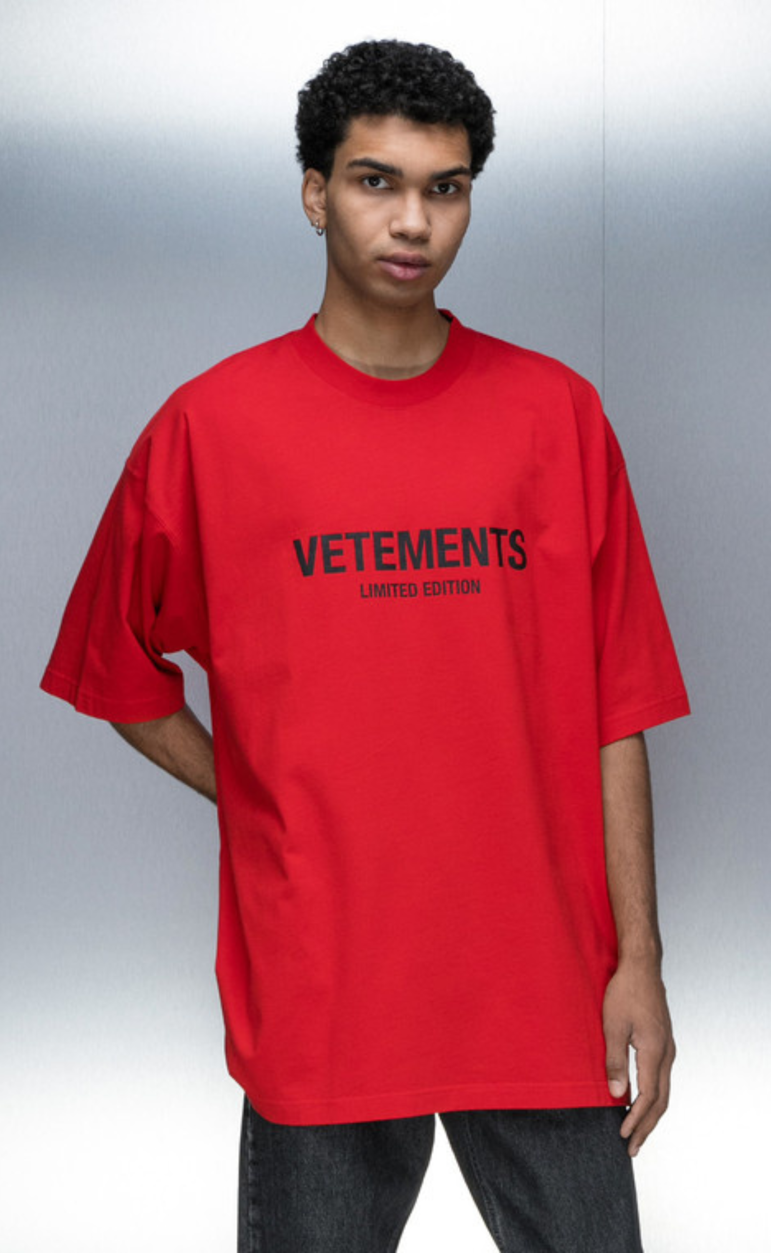 LIMITED EDITION LOGO RED BLACK T-SHIRT