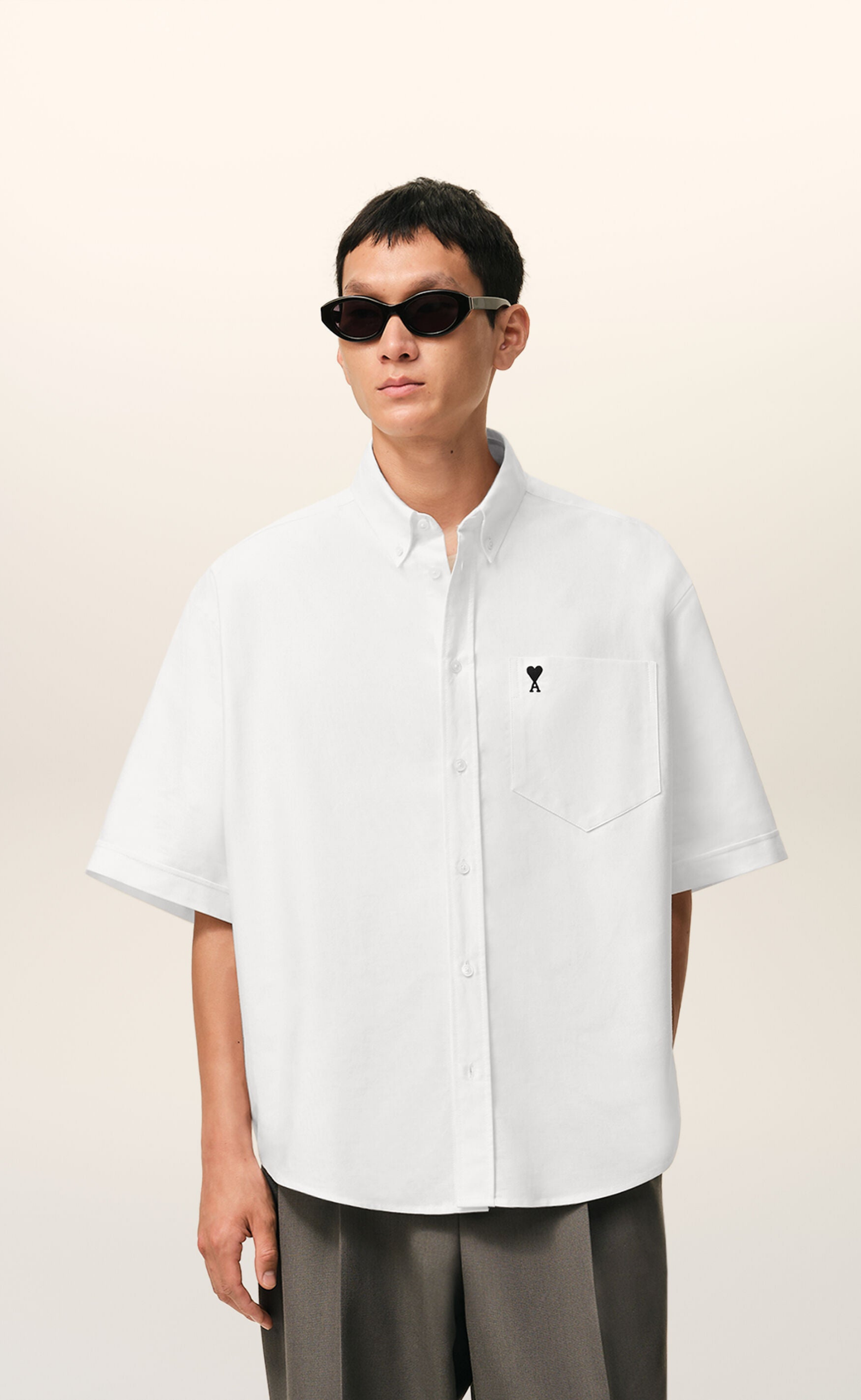 BOXY EMBROIDERED AMI DE COEUR SHORT SLEEVE WHITE SHIRT