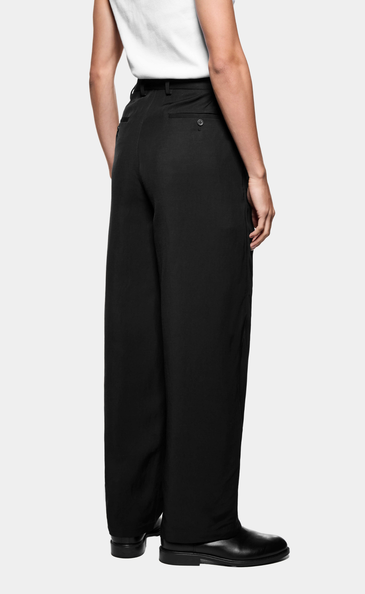 PLEATED SUIT BLACK PANTS