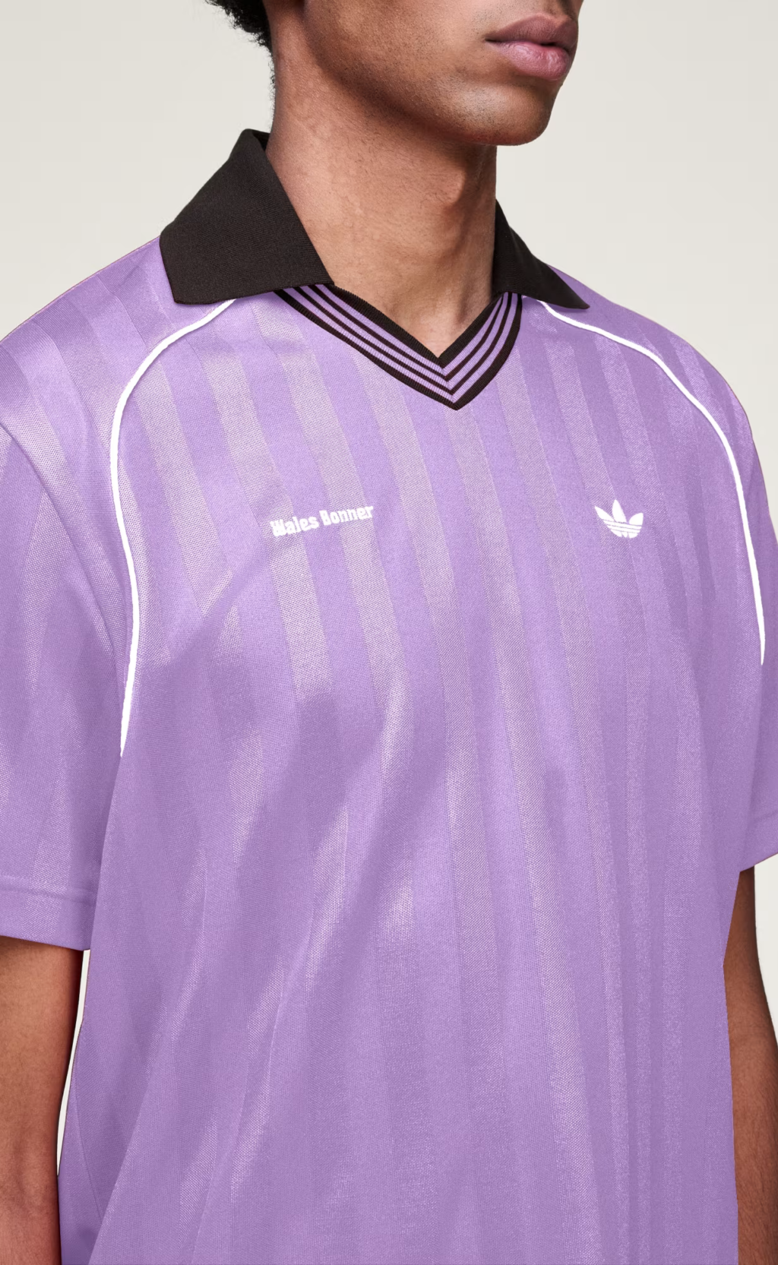 WB FOOTBALL LIGHT PURPLE T-SHIRT