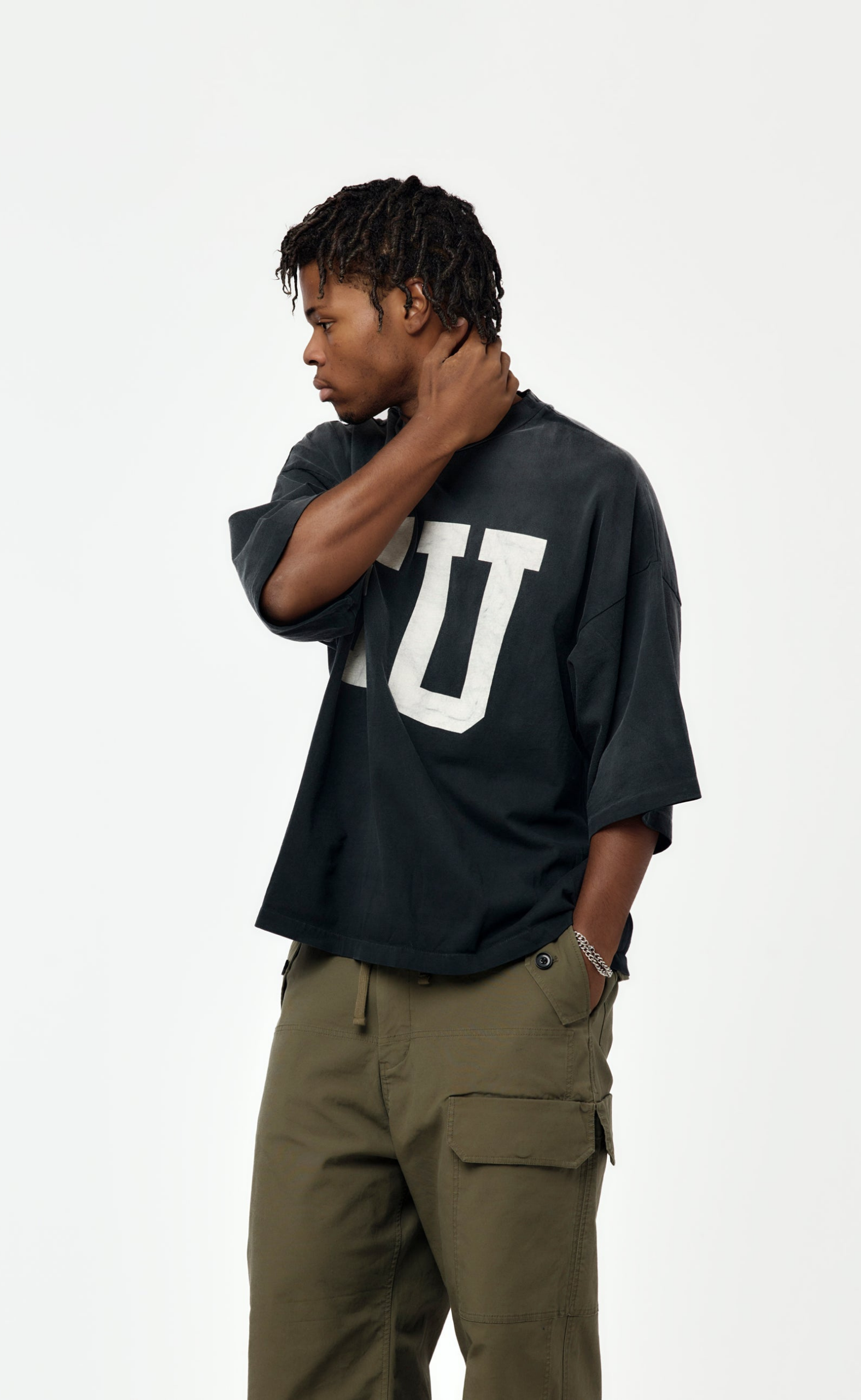 RELAXED EDUCATE BLACK T-SHIRT