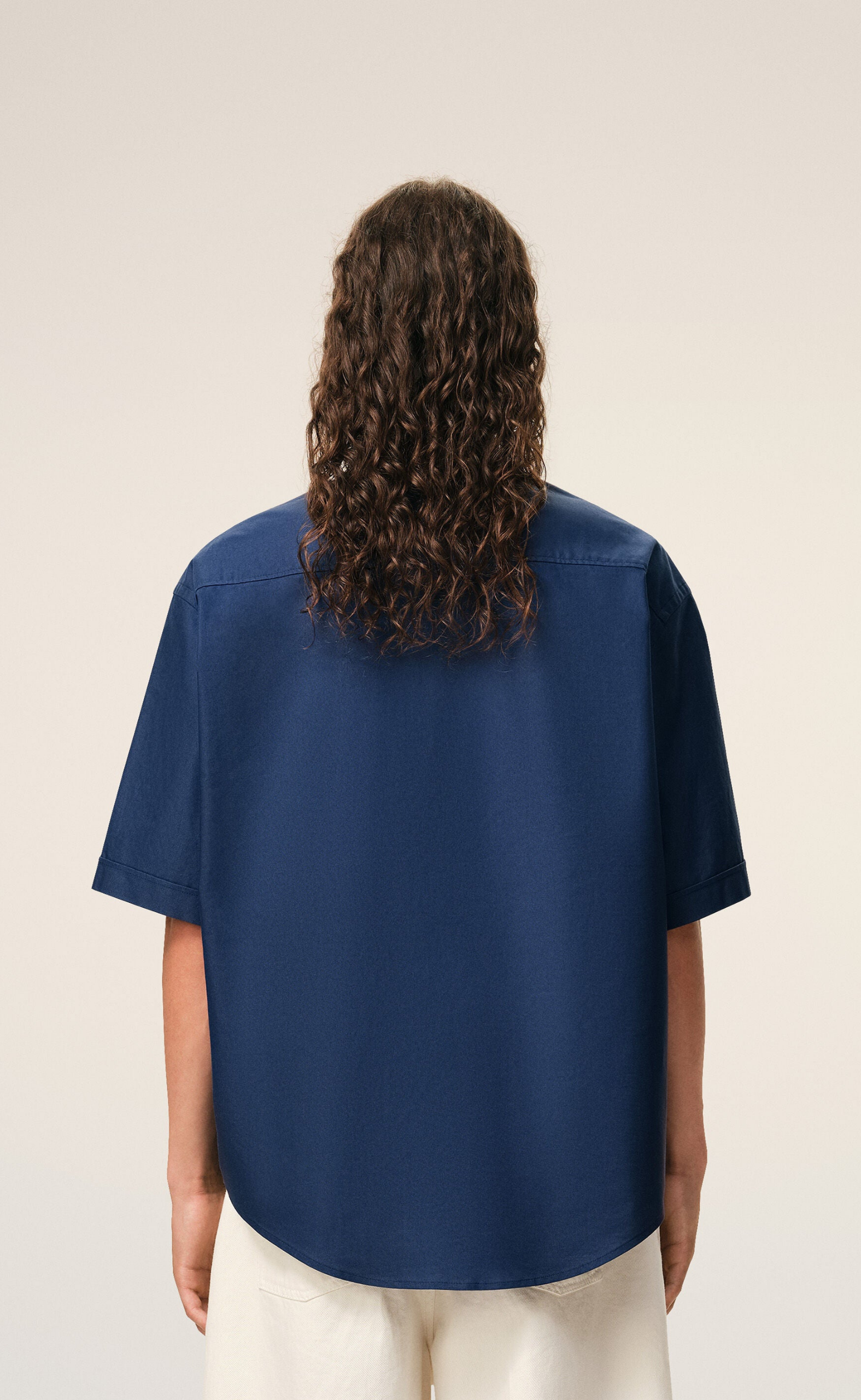 BOXY EMBROIDERED AMI DE COEUR SHORT SLEEVED BLUE SHIRT