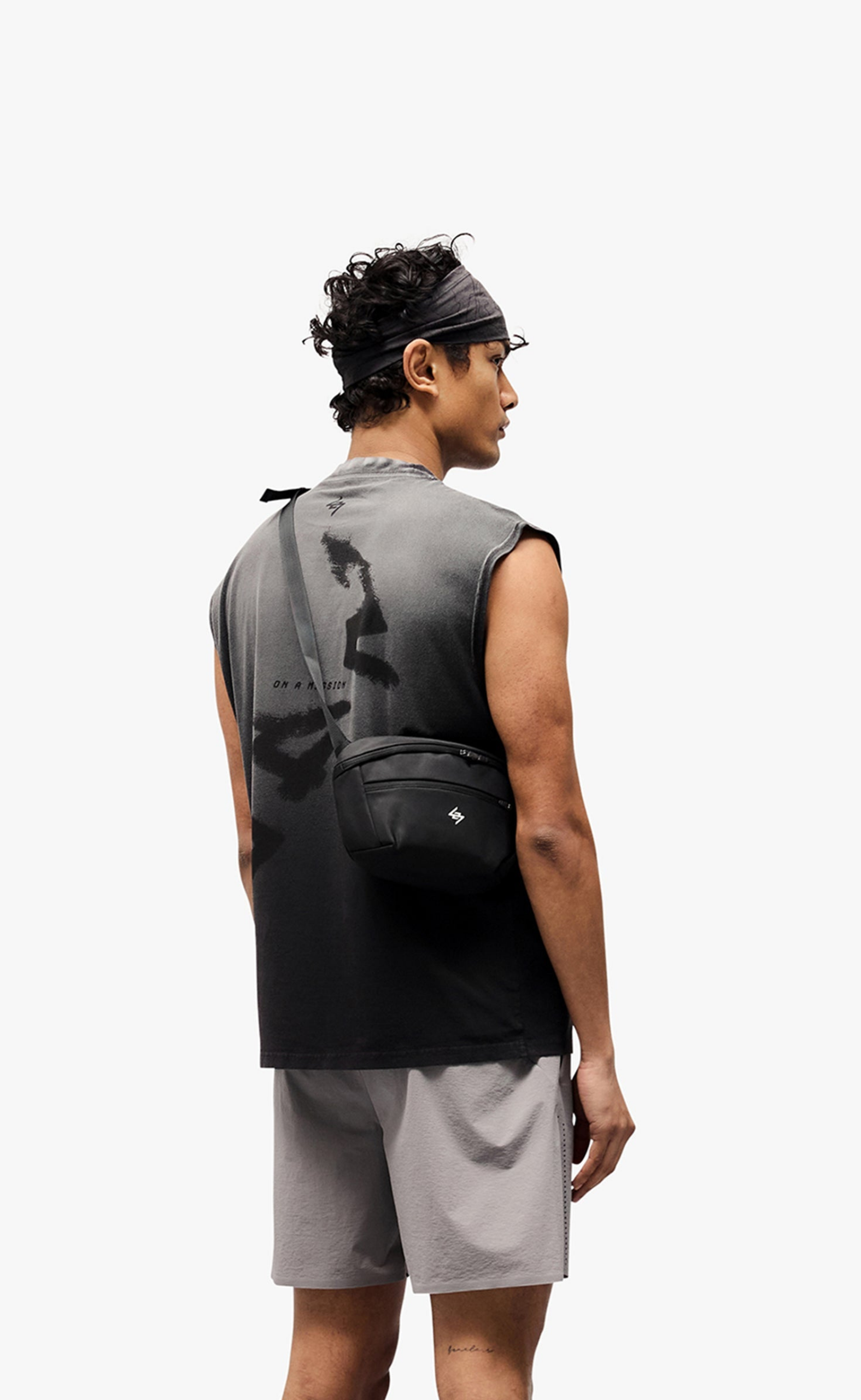 247 MOTION OVERSIZED AGED BLACK T-SHIRT