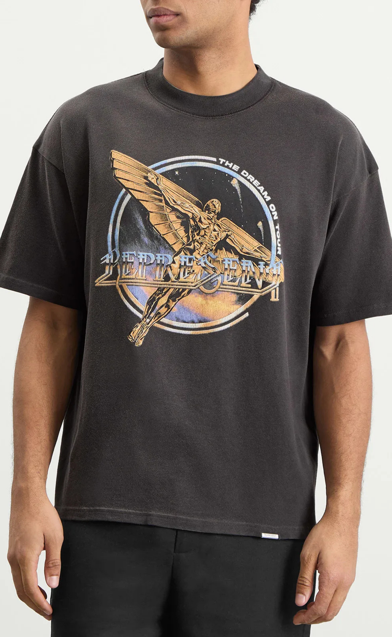 GOLDEN TOUR SUN FADE GREY T-SHIRT