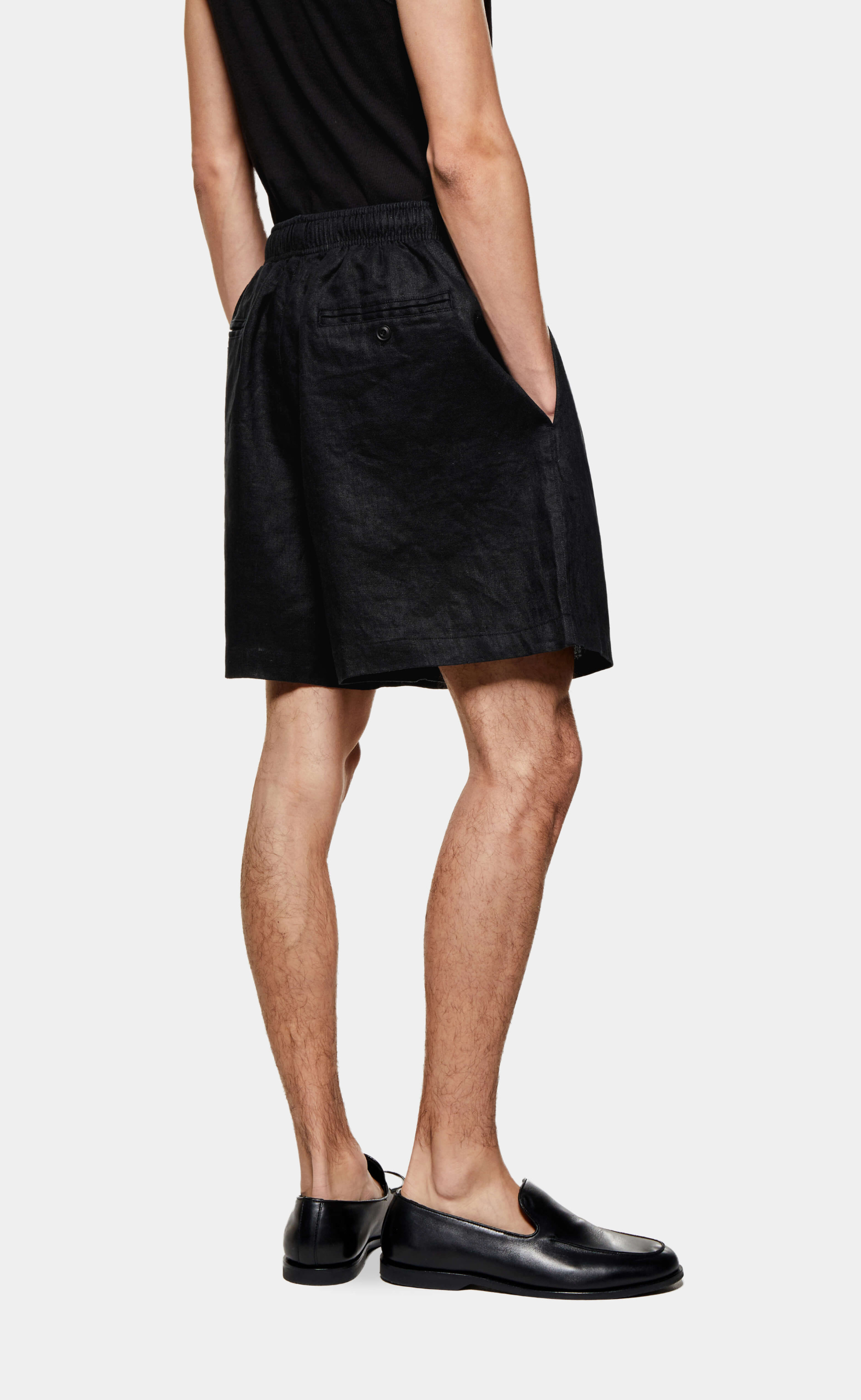LINEN BLACK SHORTS