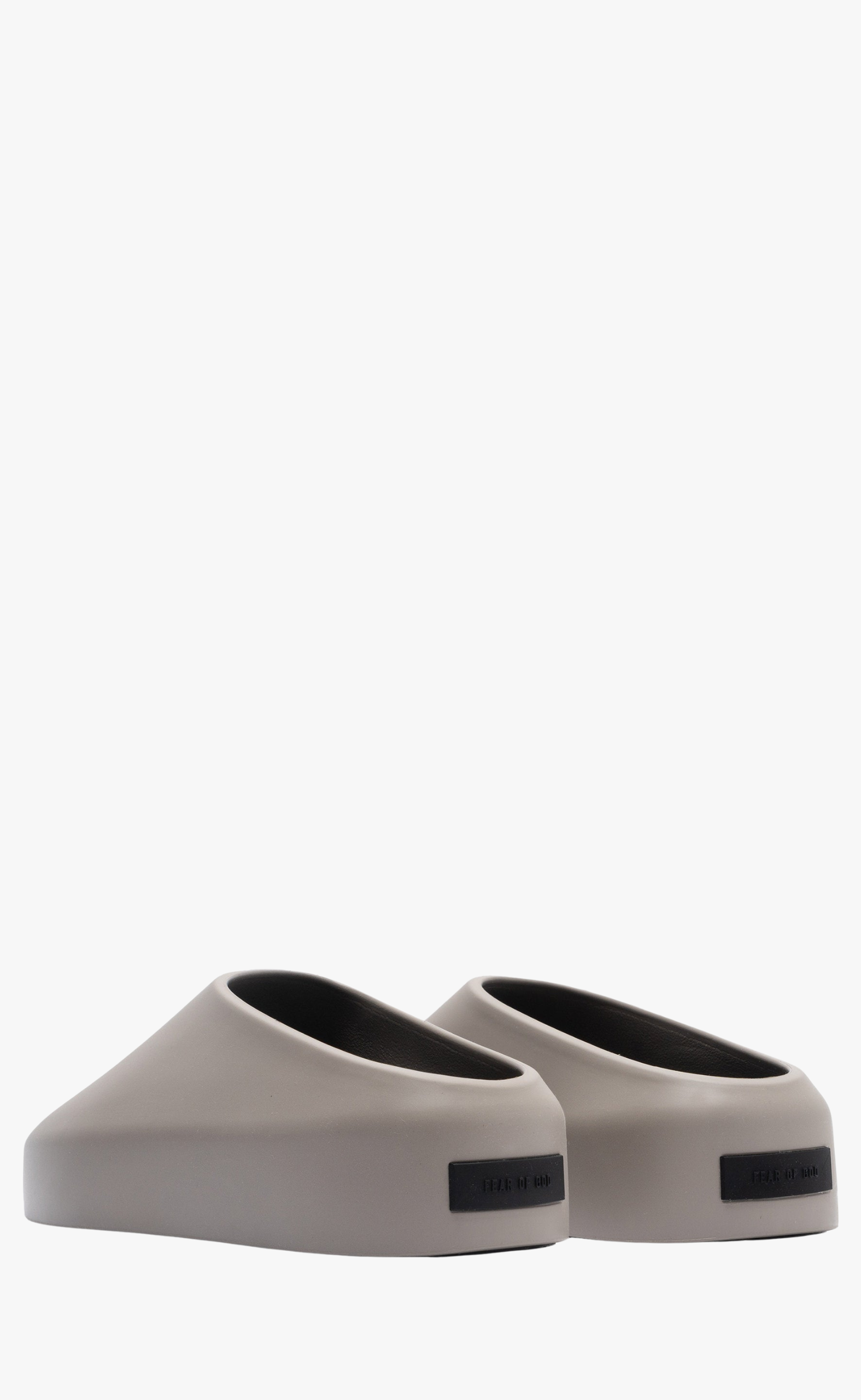 THE CALIFORNIA CONCRETE SLIPPERS