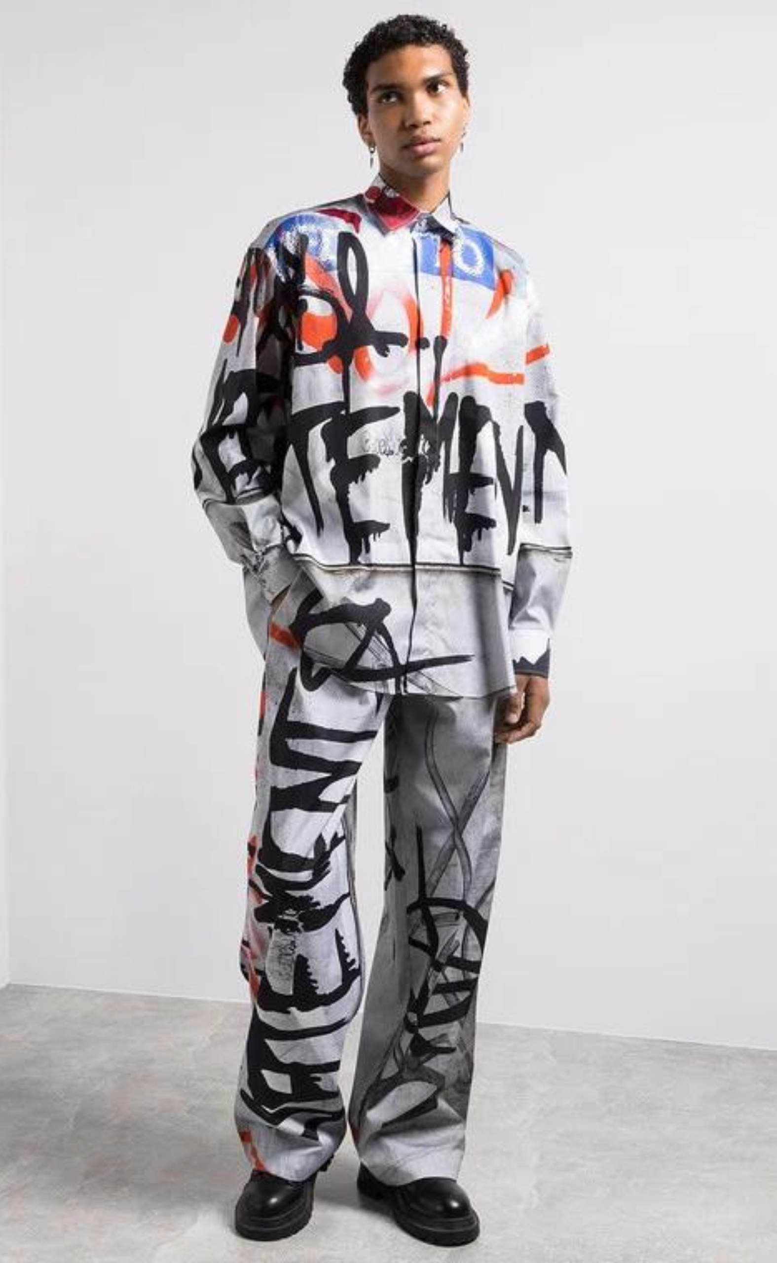 GRAFFITI PRINT GREY VETEMENTS GRAFFITI SHIRT