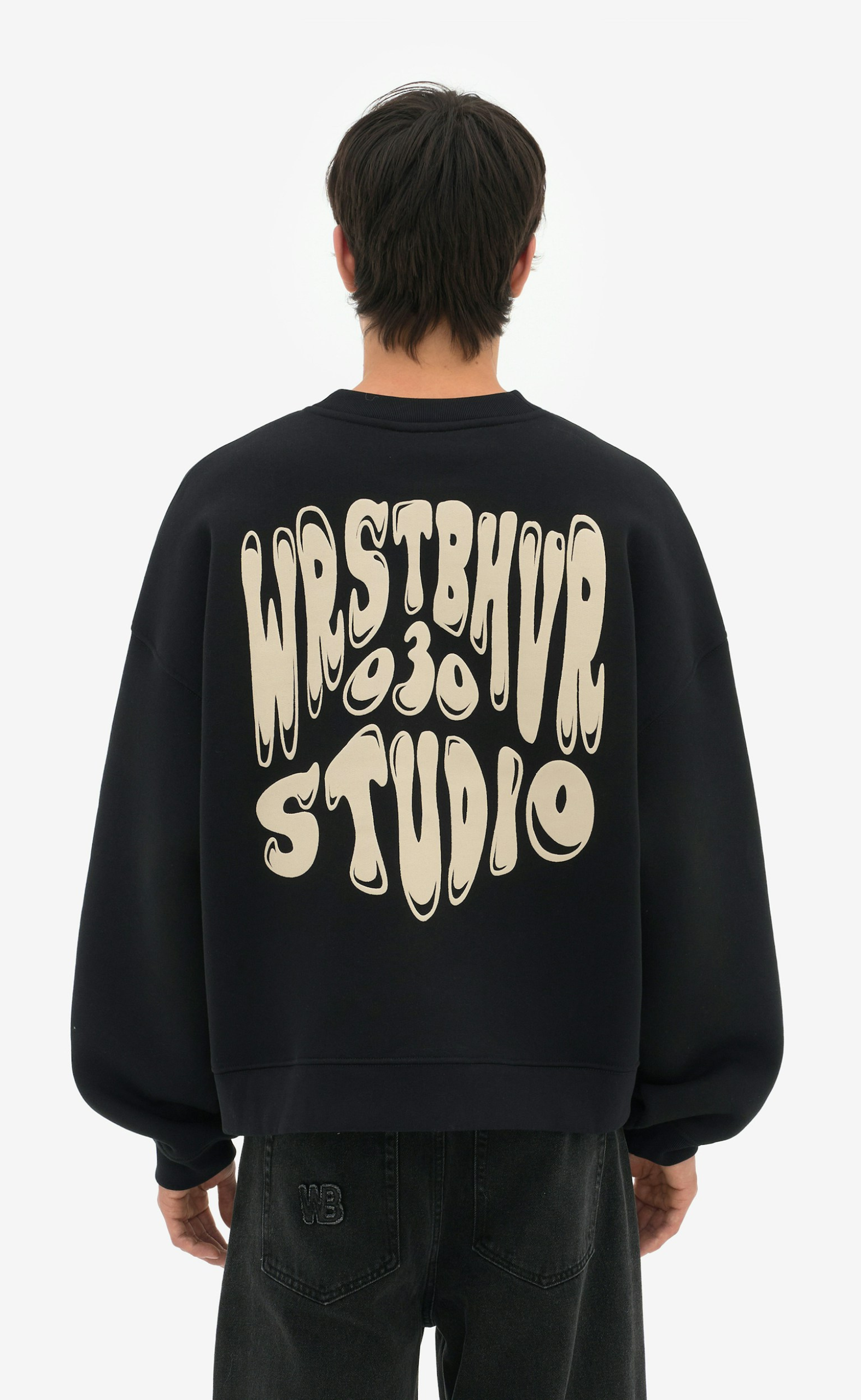 FLYNN BLACK CREWNECK