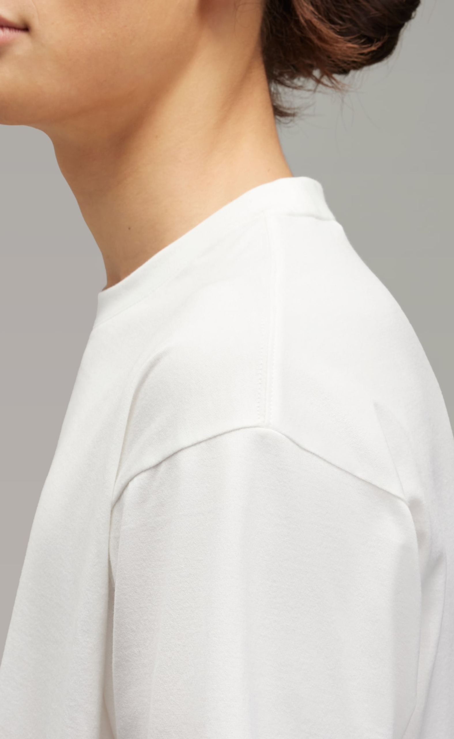 BOXY WHITE T-SHIRT